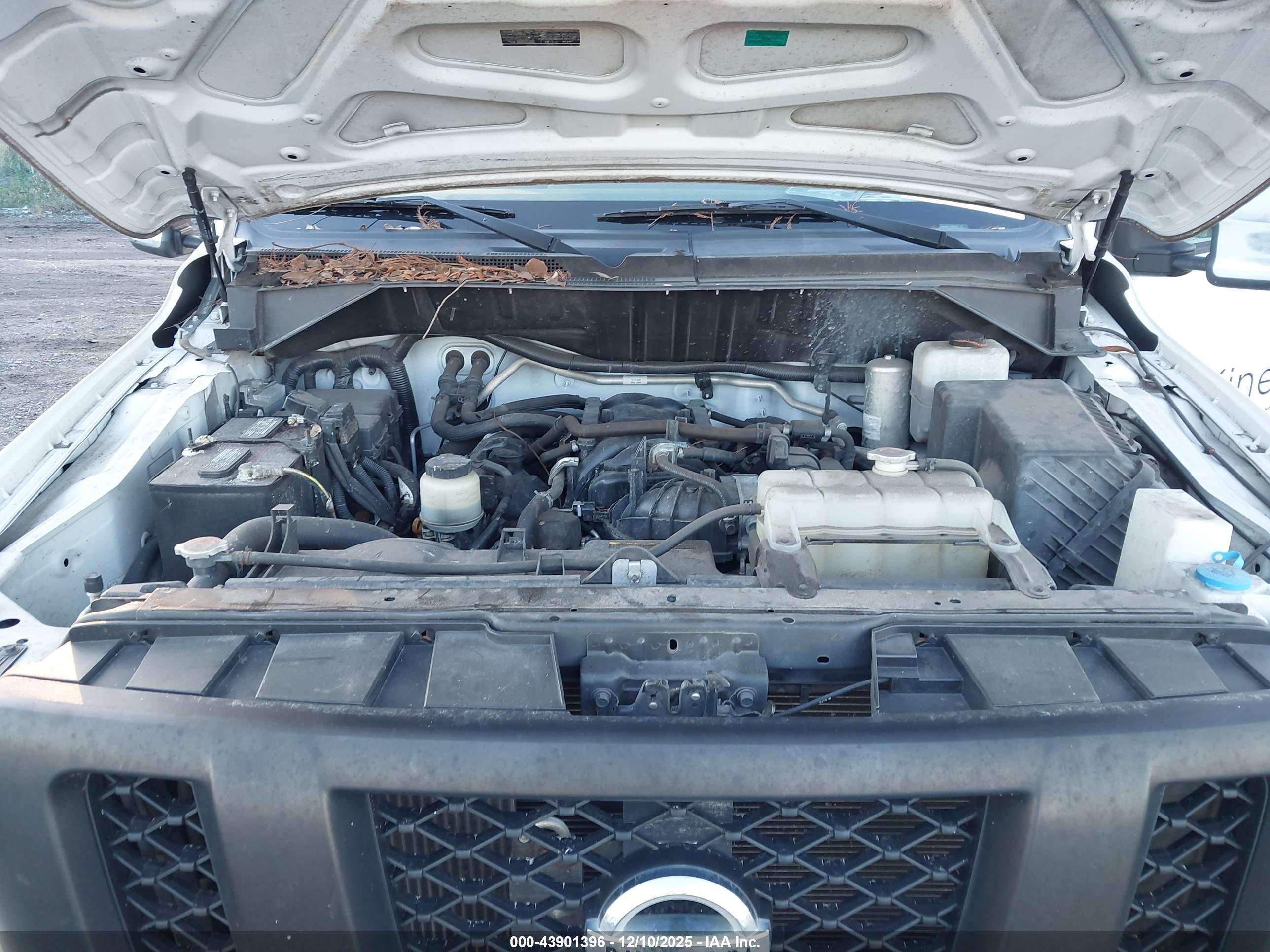 NISSAN NV image 10