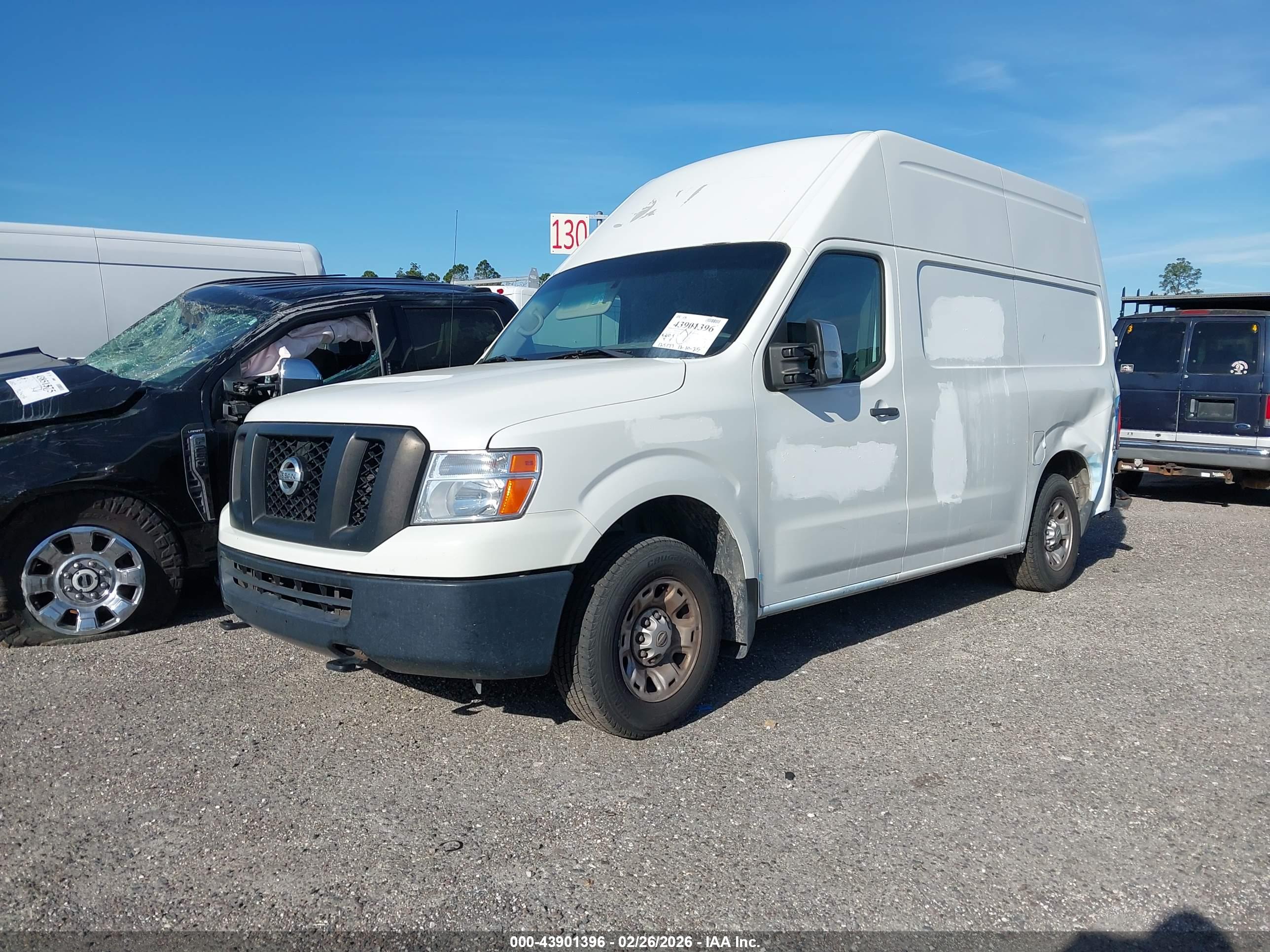 NISSAN NV image 2