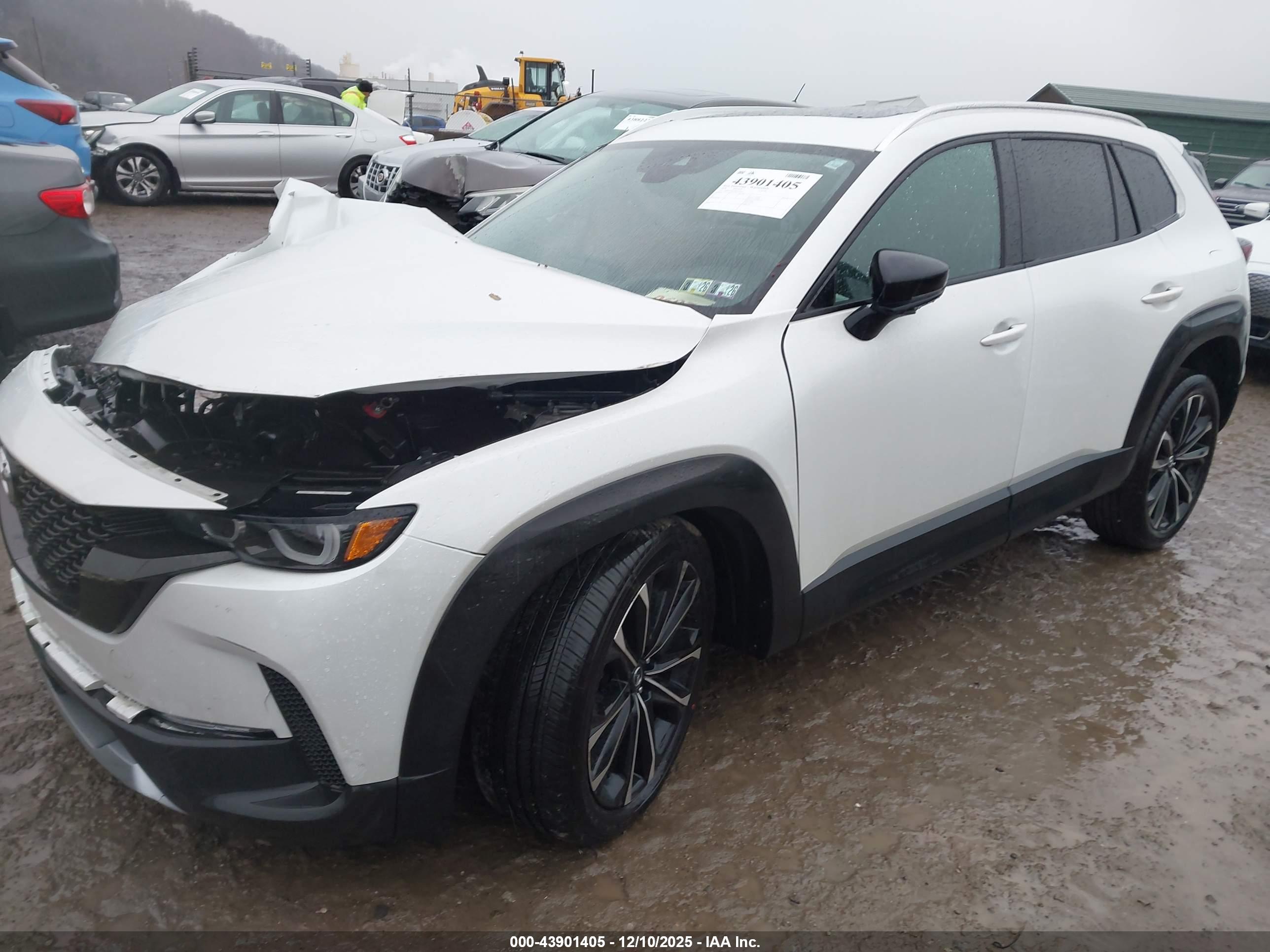 MAZDA CX-50 image 2