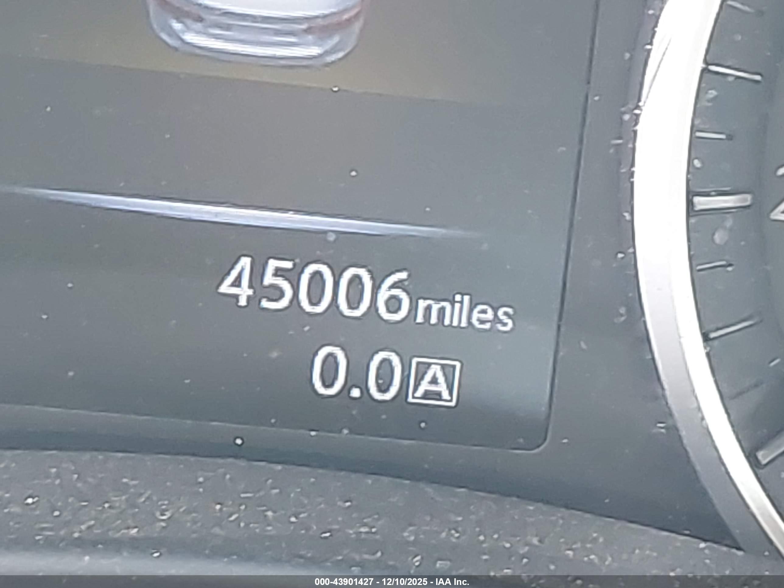 INFINITI Q50 image 7