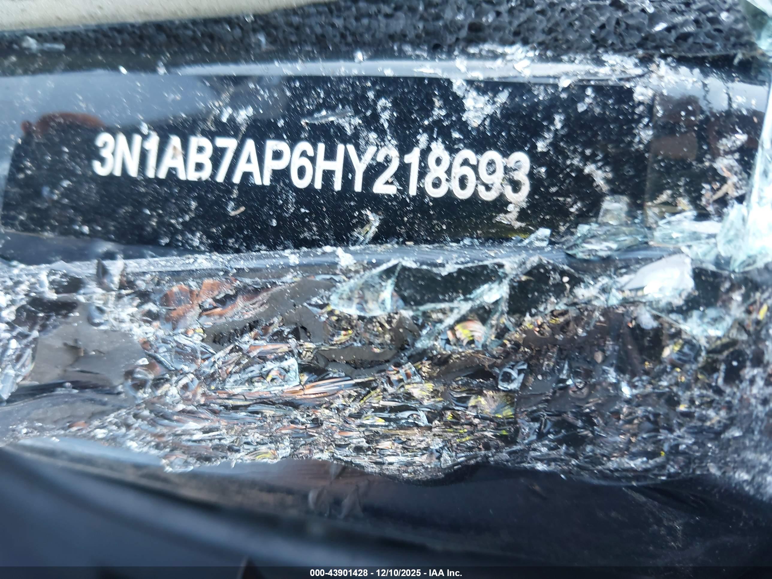 NISSAN SENTRA image 9
