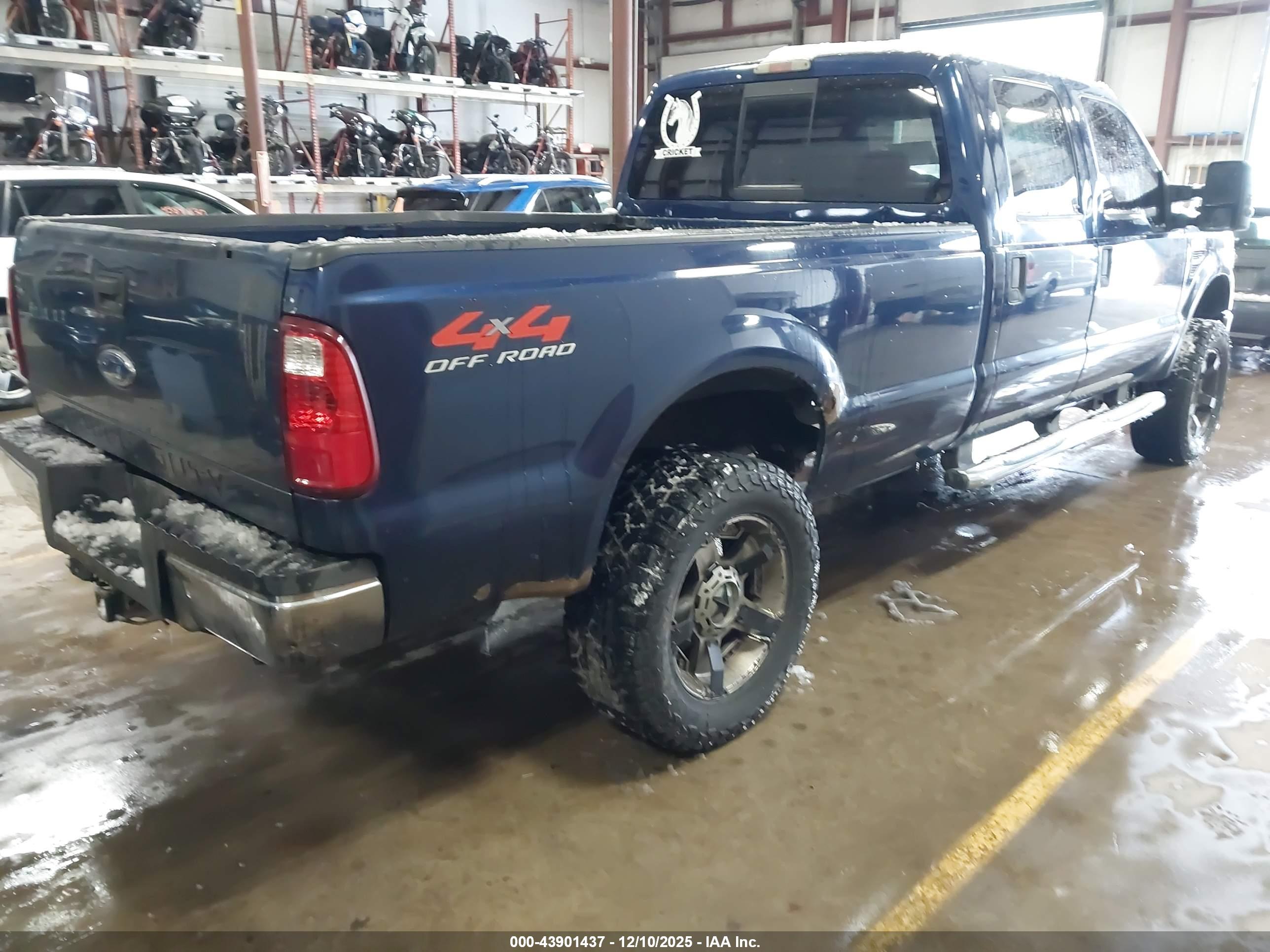 FORD F-250 image 4