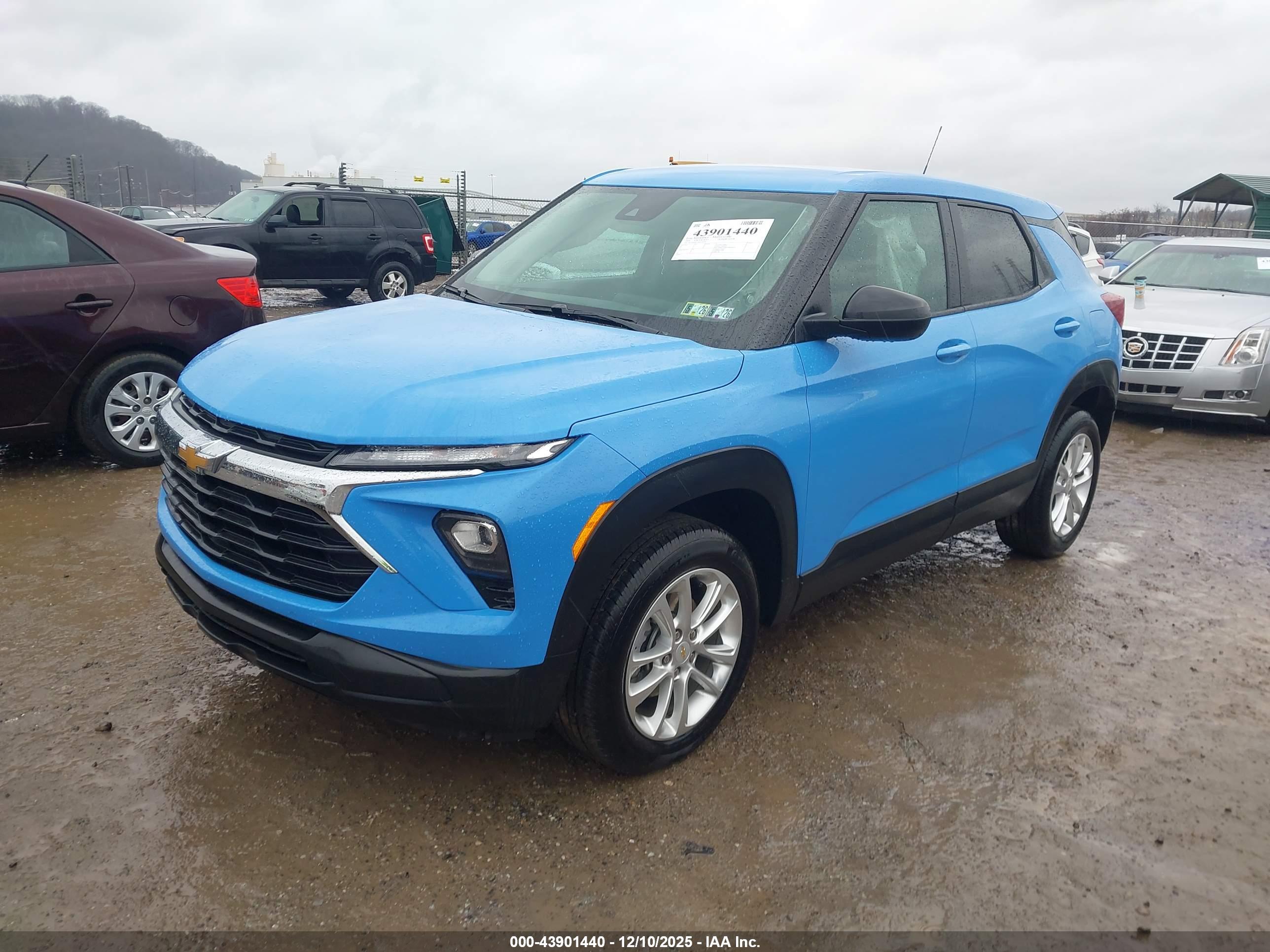 CHEVROLET TRAILBLAZER image 2