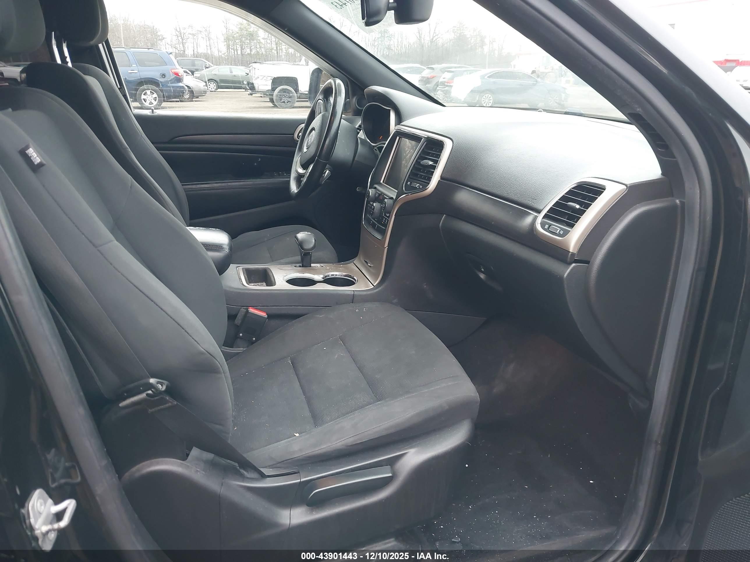 JEEP GRAND image 5