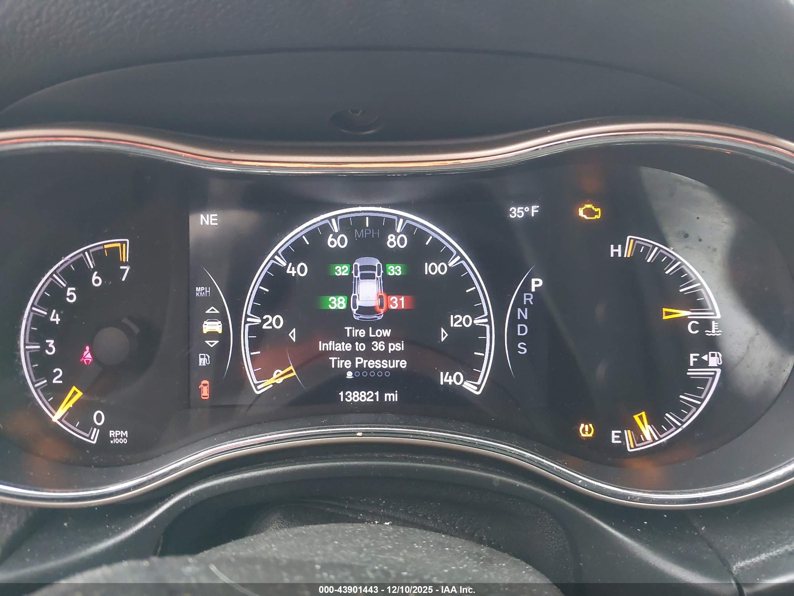 JEEP GRAND image 7
