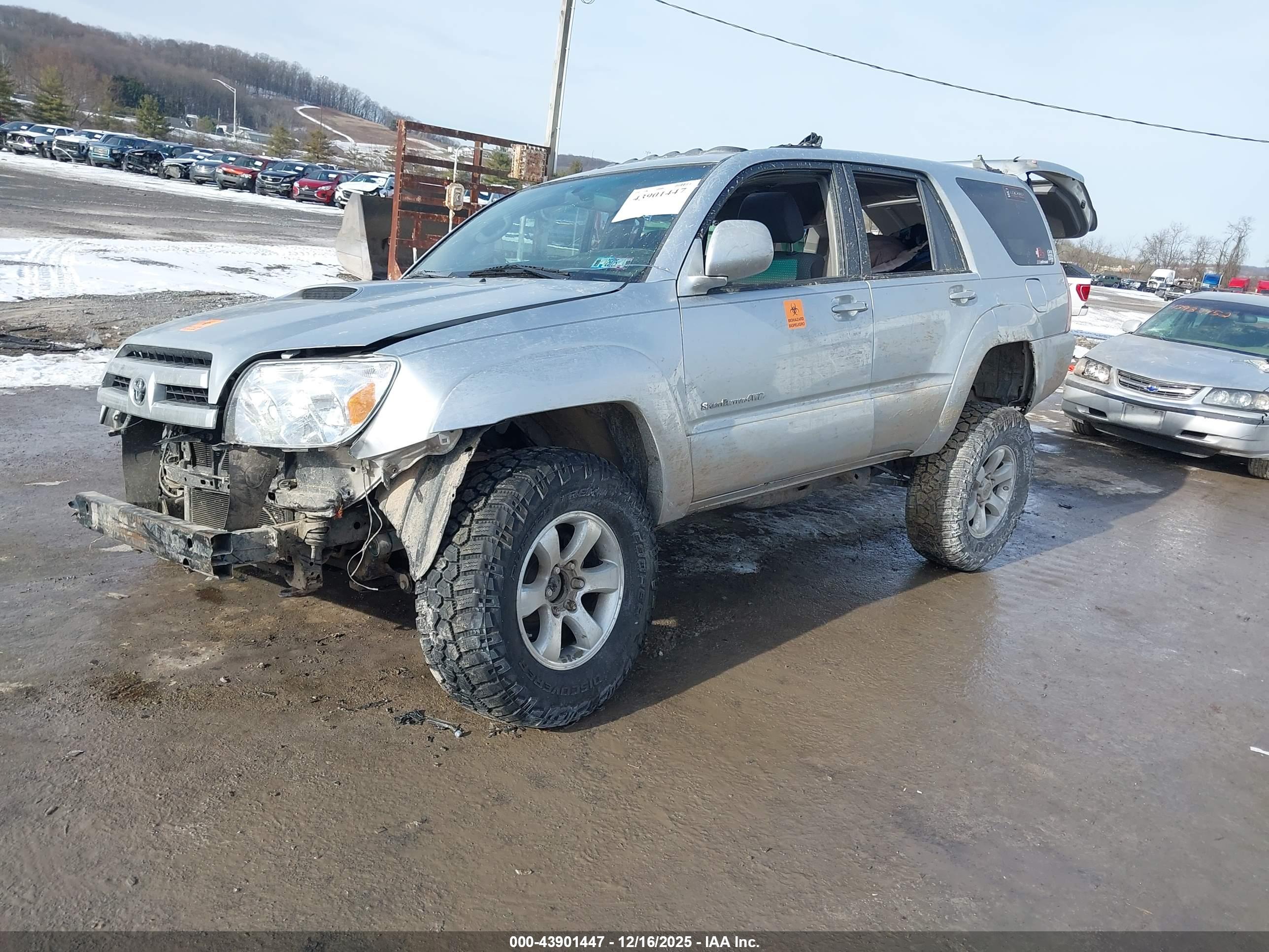 TOYOTA 4RUNNER image 2