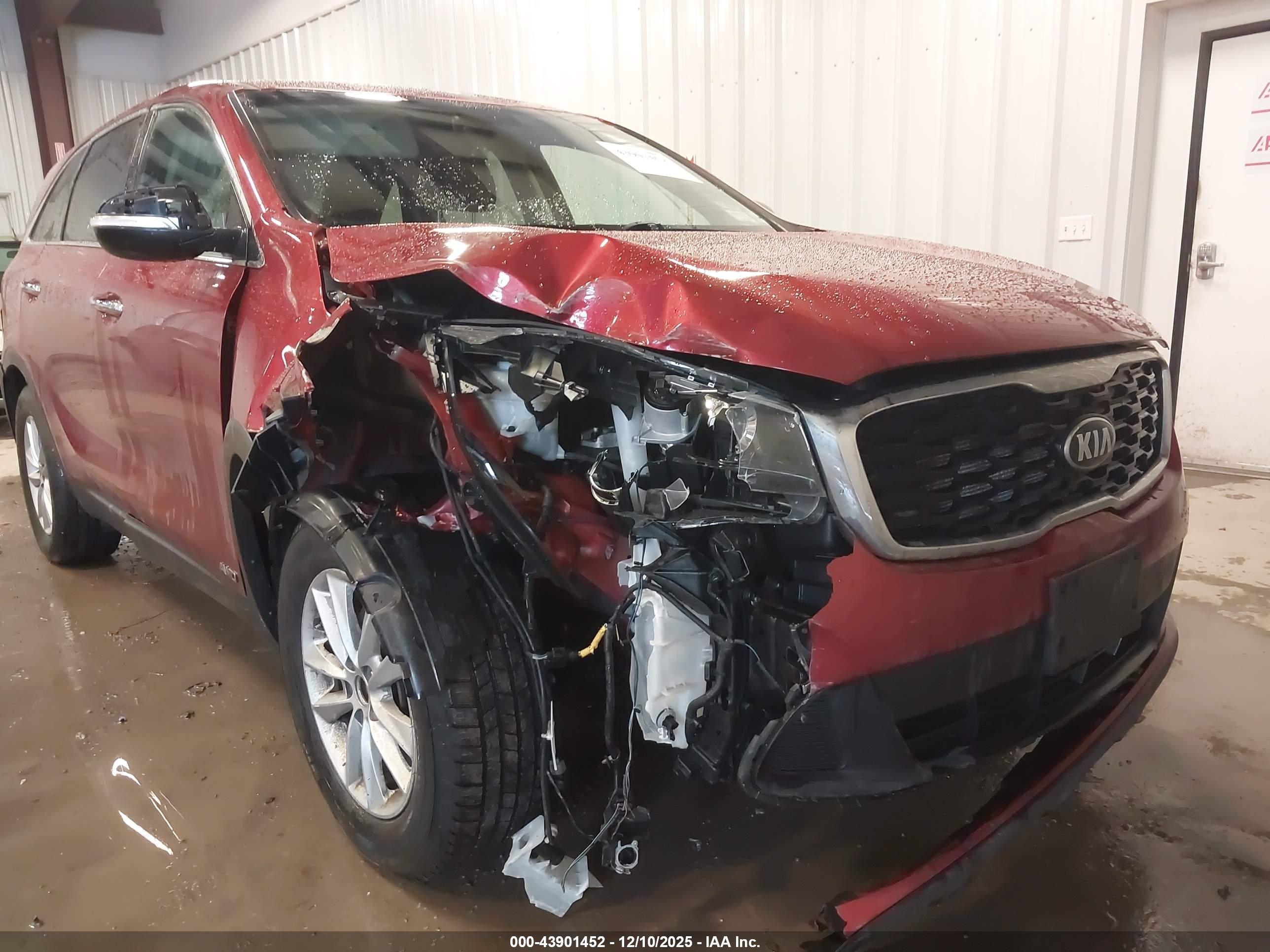 KIA SORENTO image 6