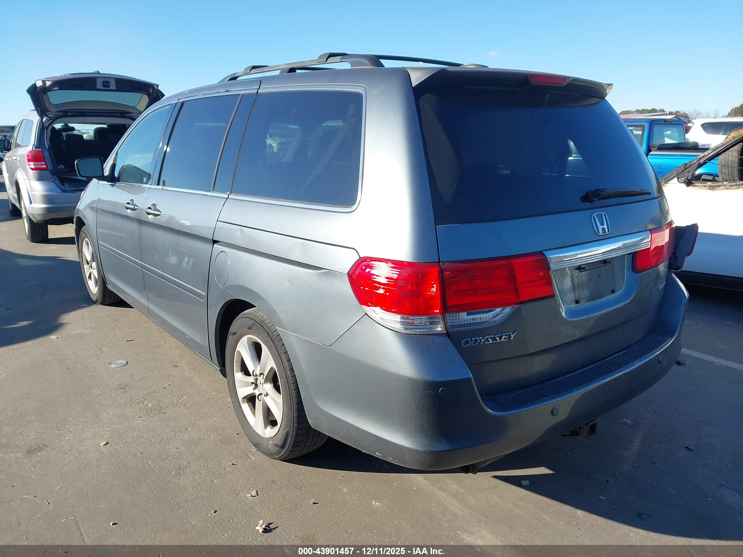 HONDA ODYSSEY image 3