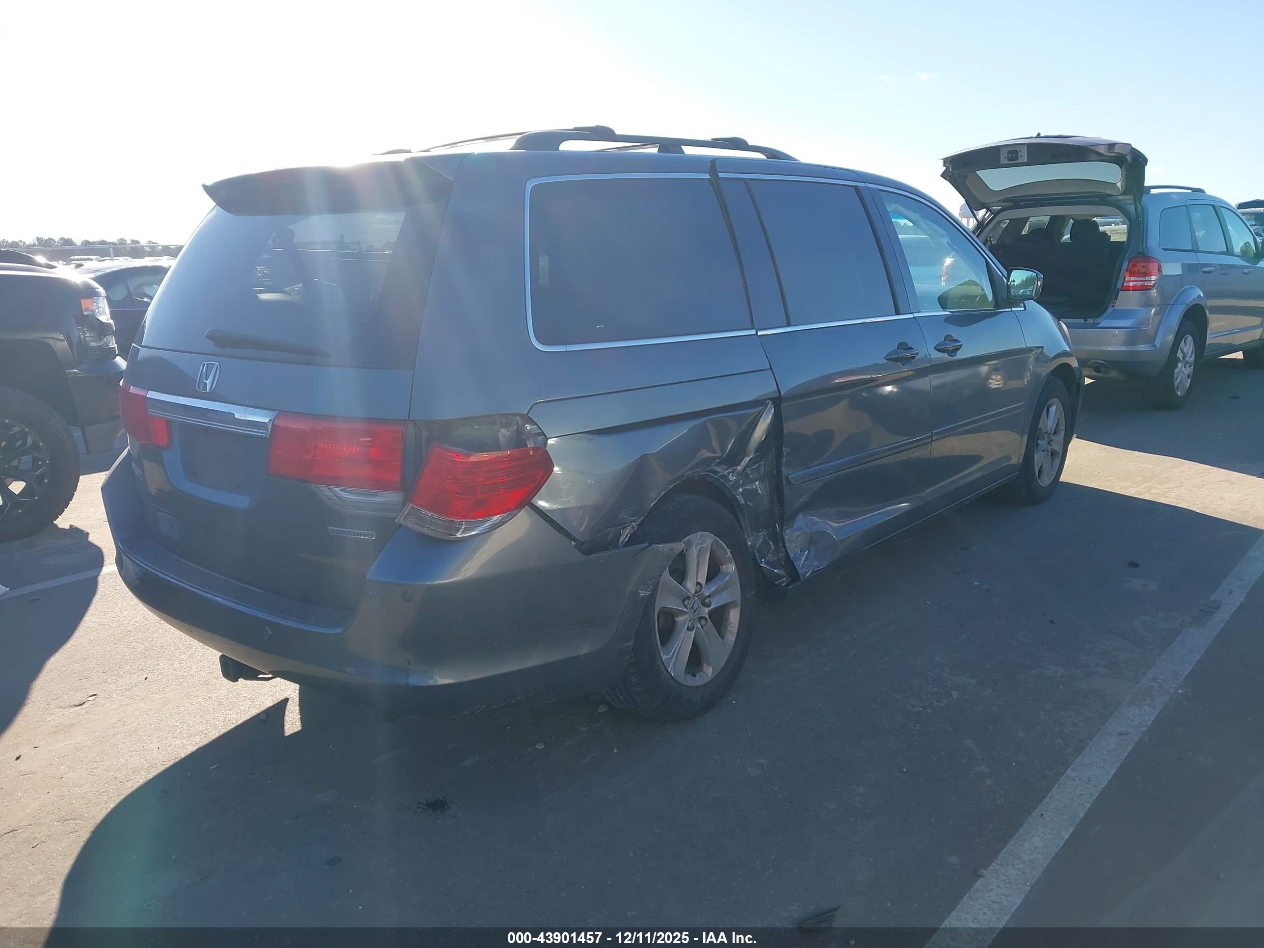 HONDA ODYSSEY image 4