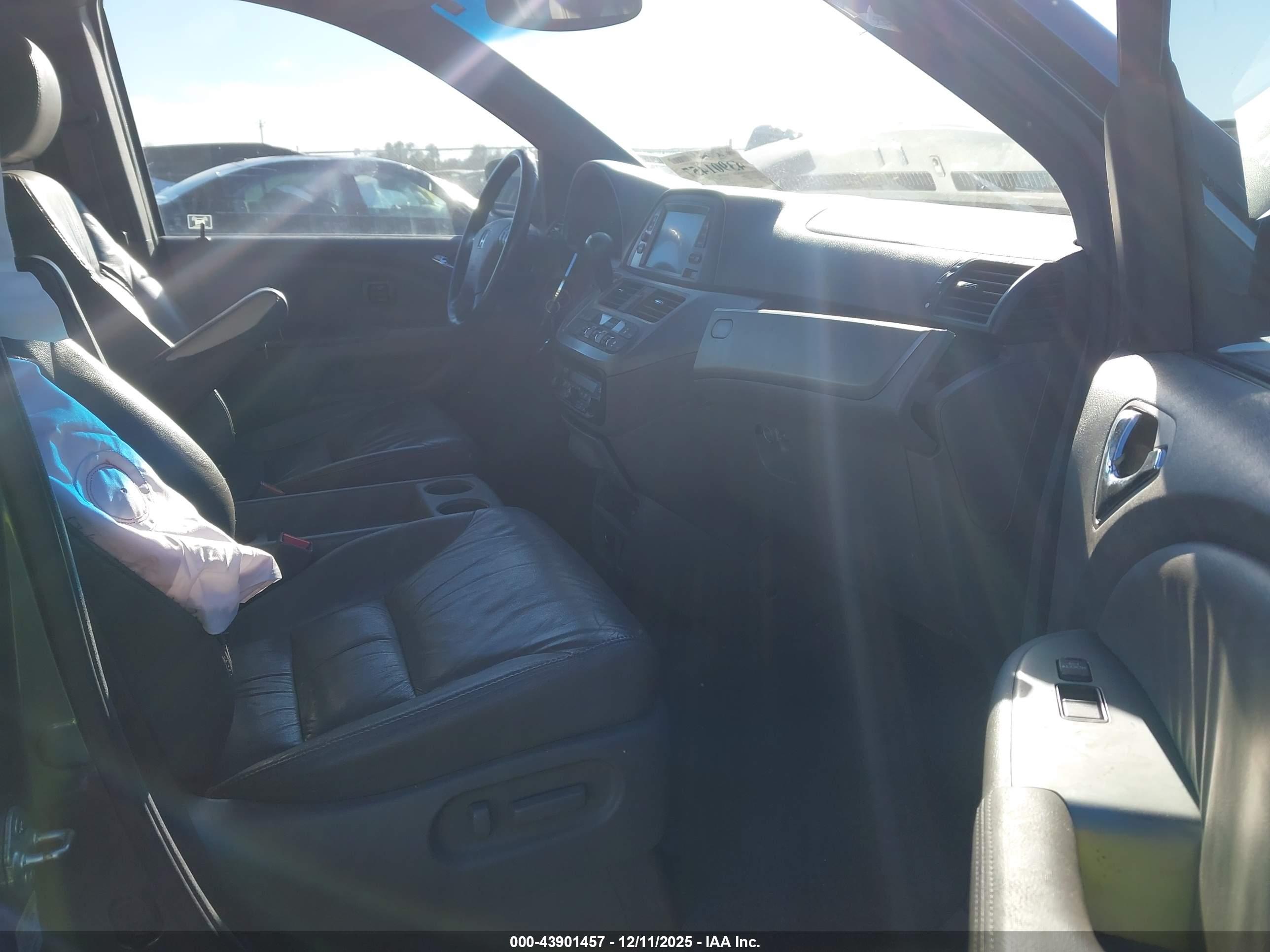 HONDA ODYSSEY image 5