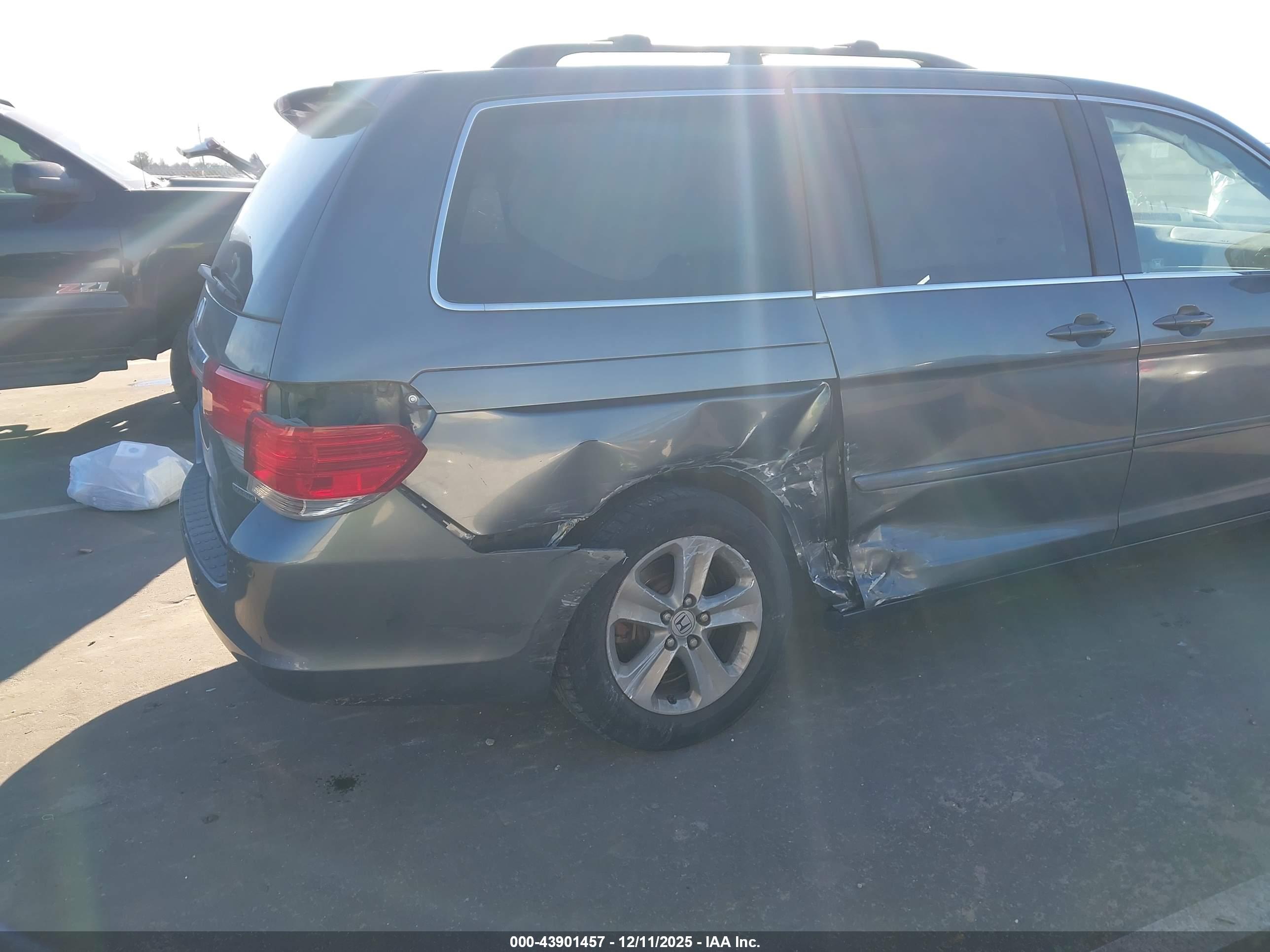 HONDA ODYSSEY image 6