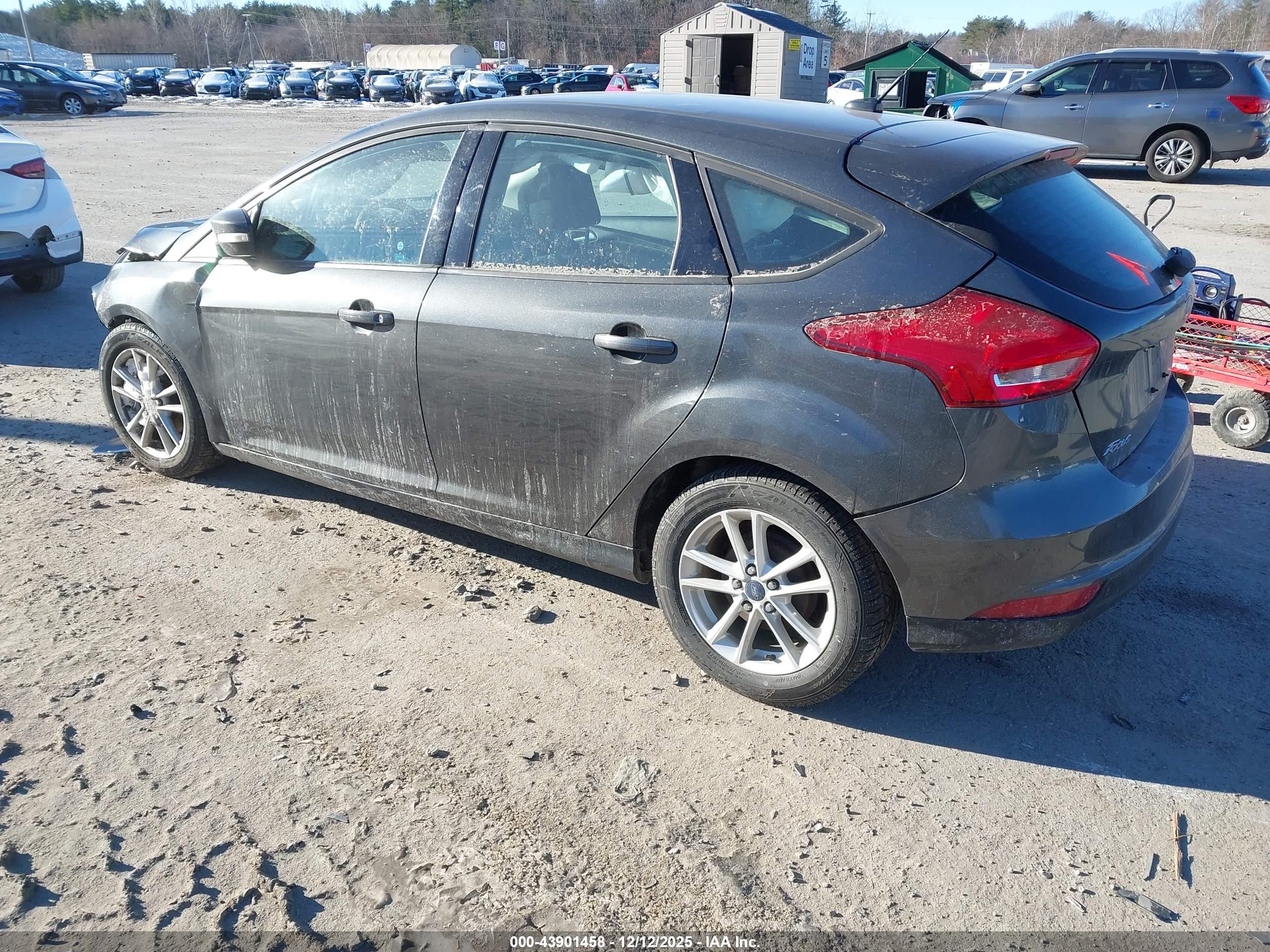 FORD FOCUS image 3