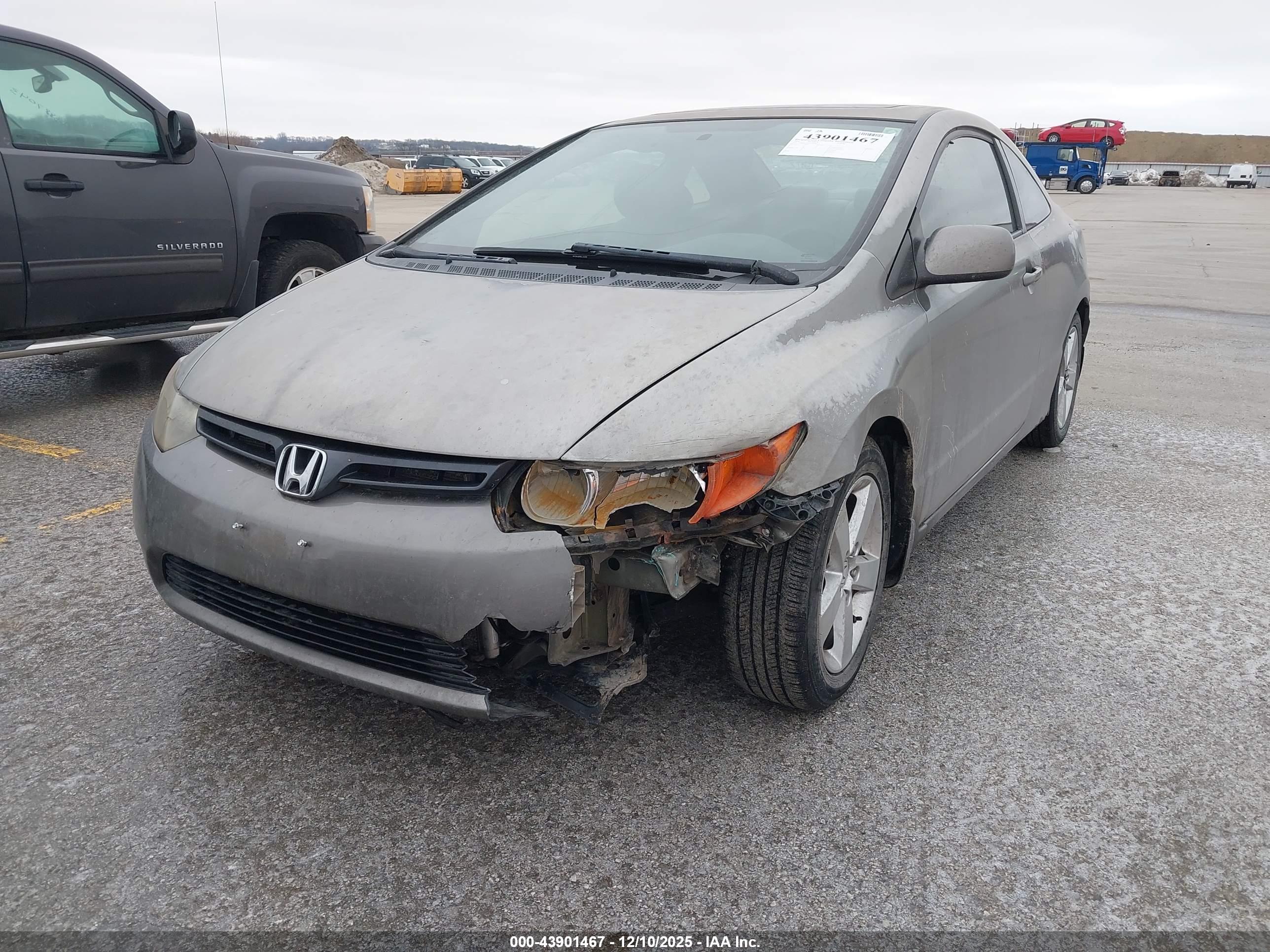 HONDA CIVIC image 6
