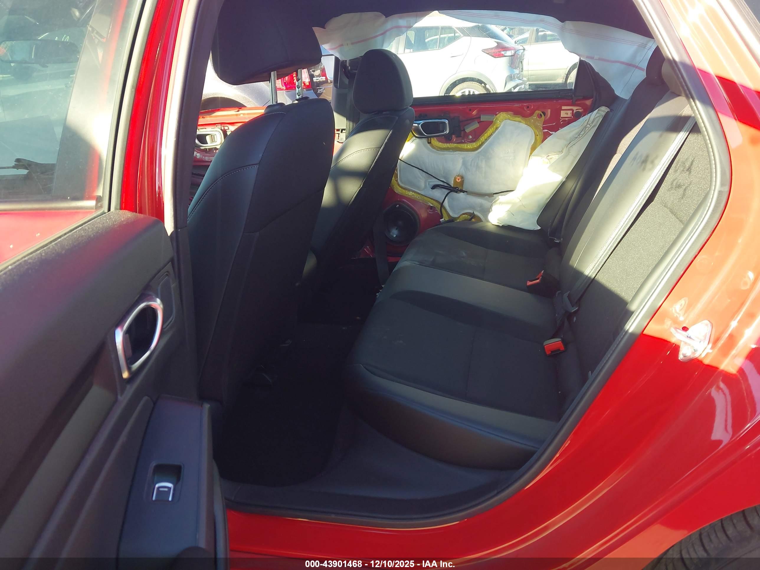 HONDA CIVIC image 8
