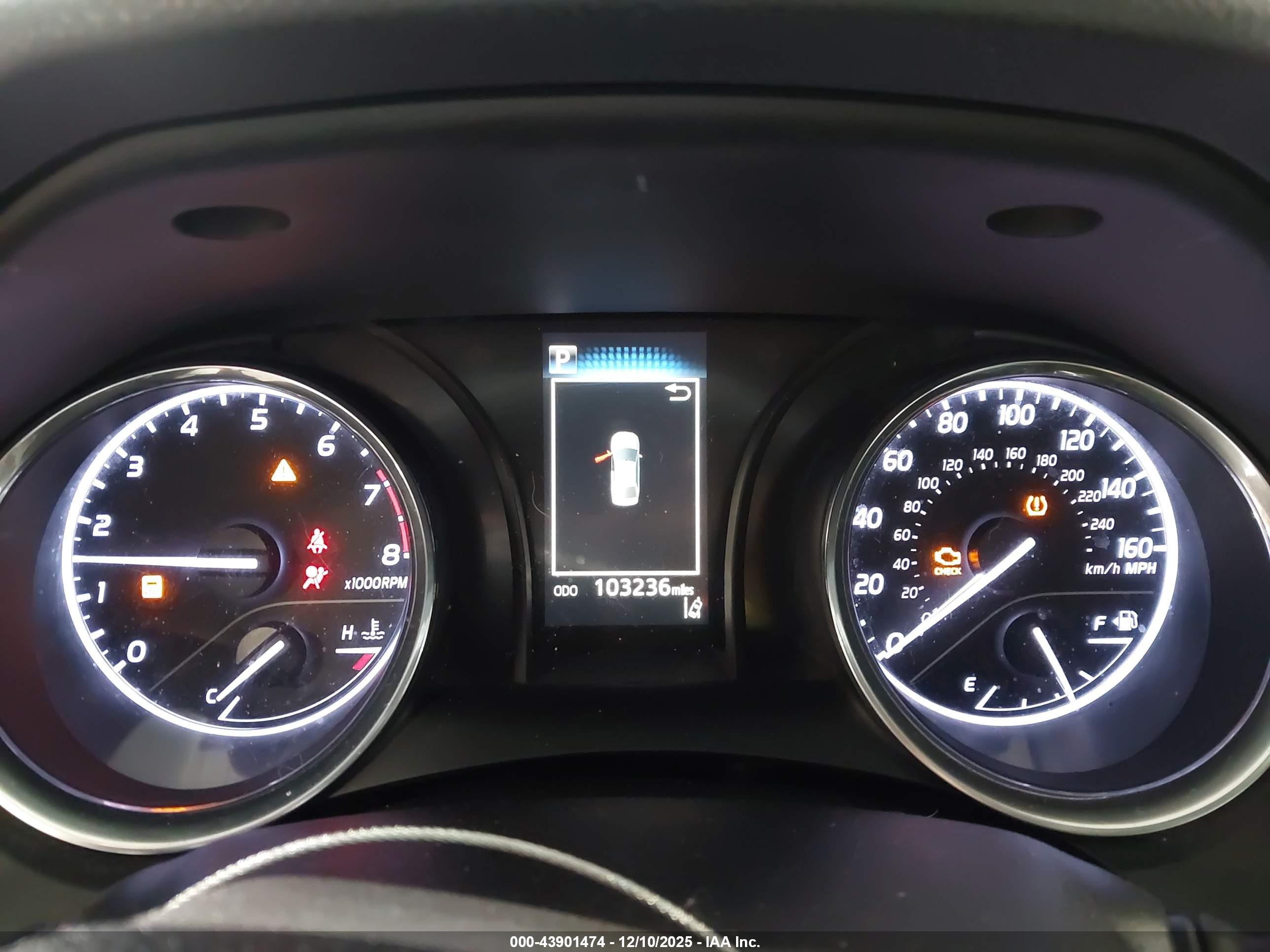 TOYOTA CAMRY image 7