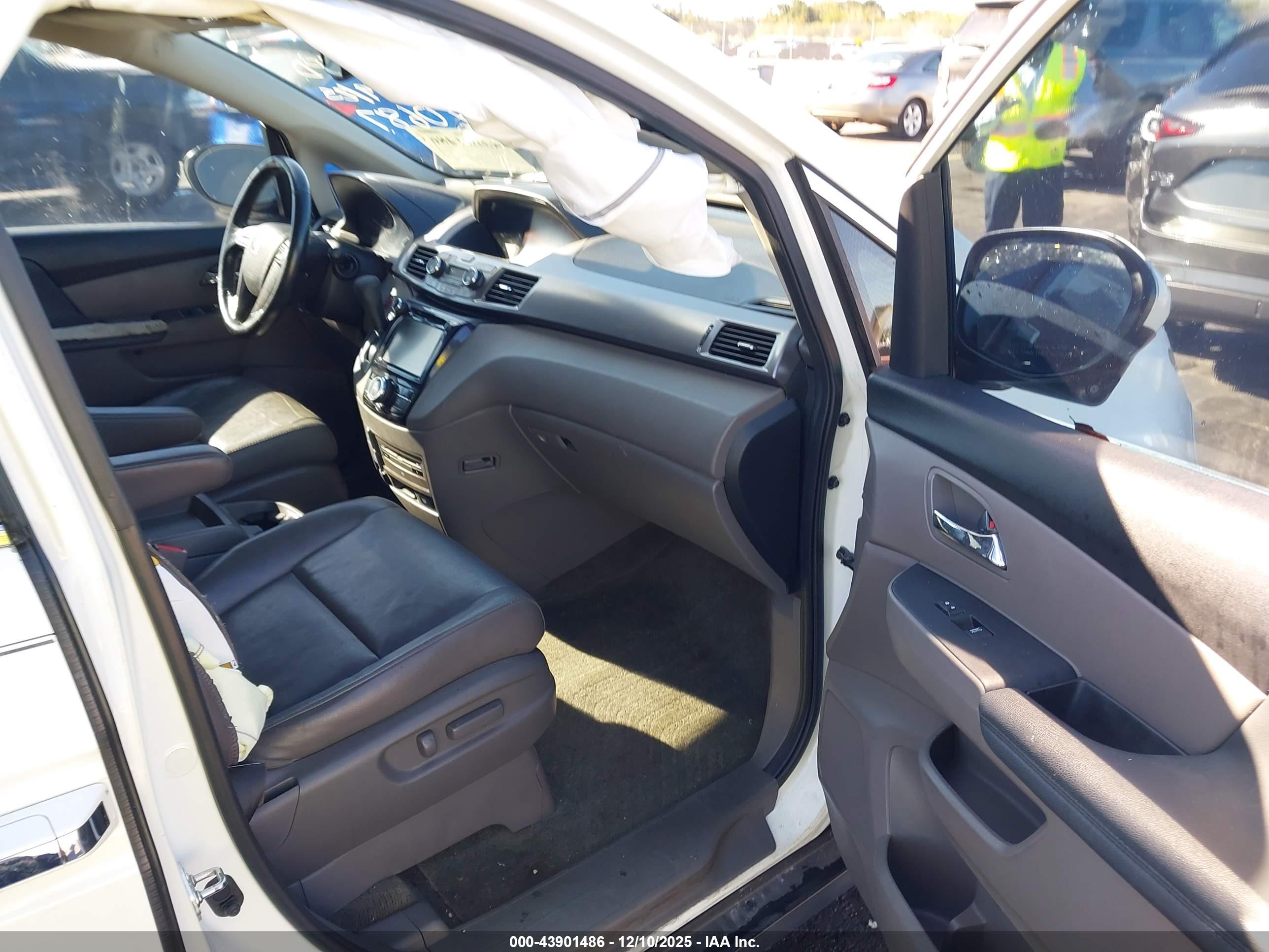 HONDA ODYSSEY image 5