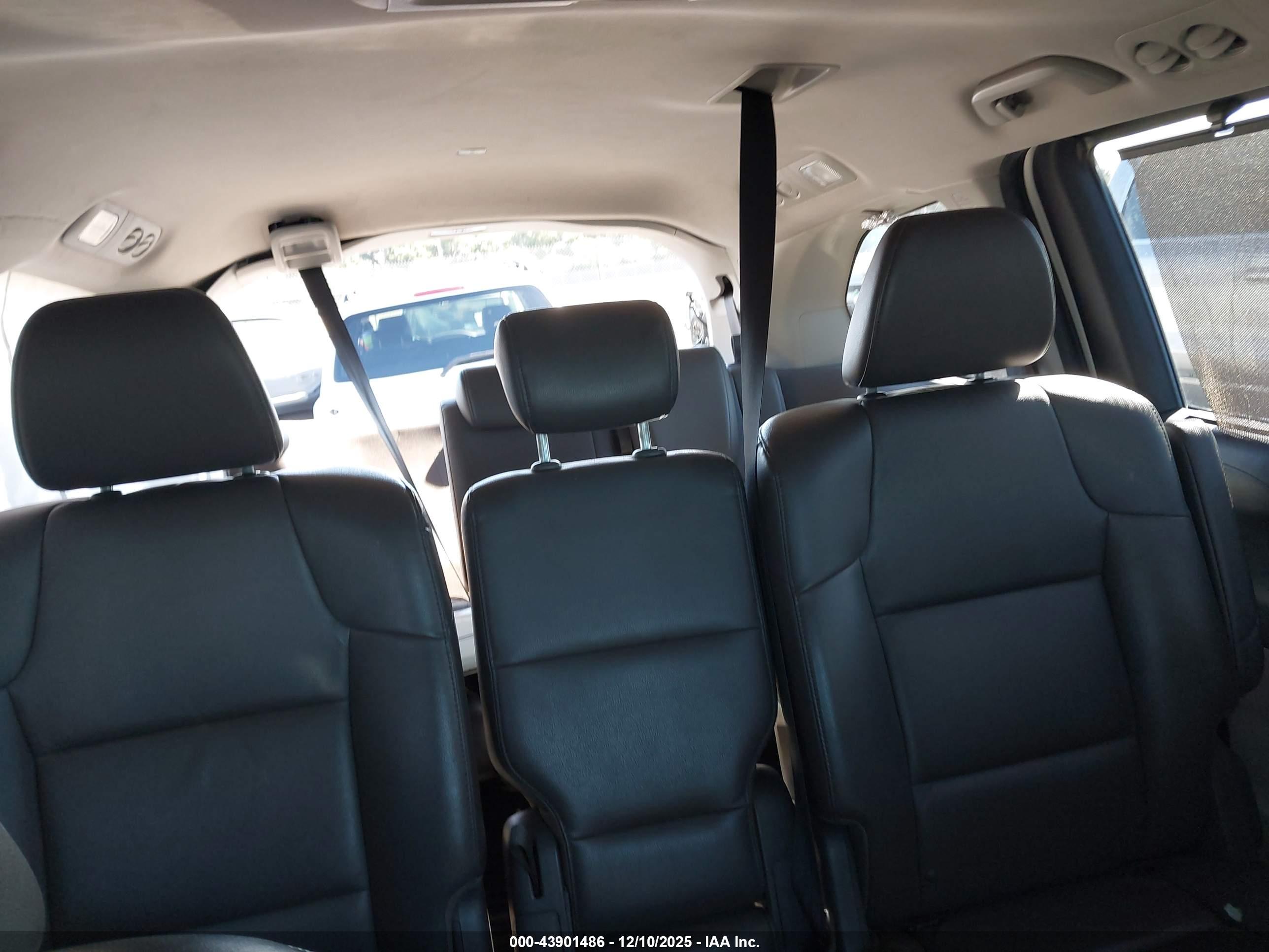 HONDA ODYSSEY image 8