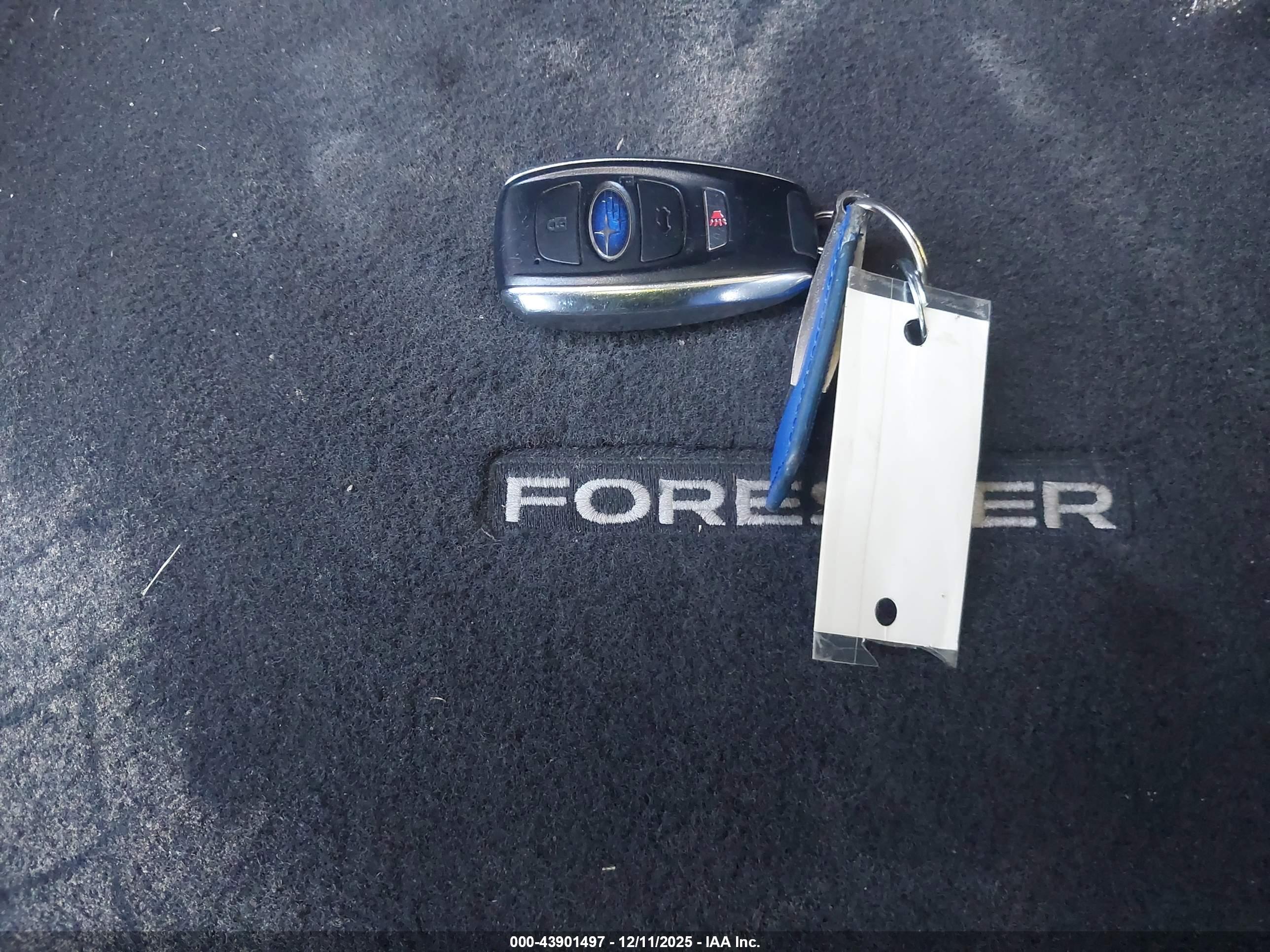 SUBARU FORESTER image 11