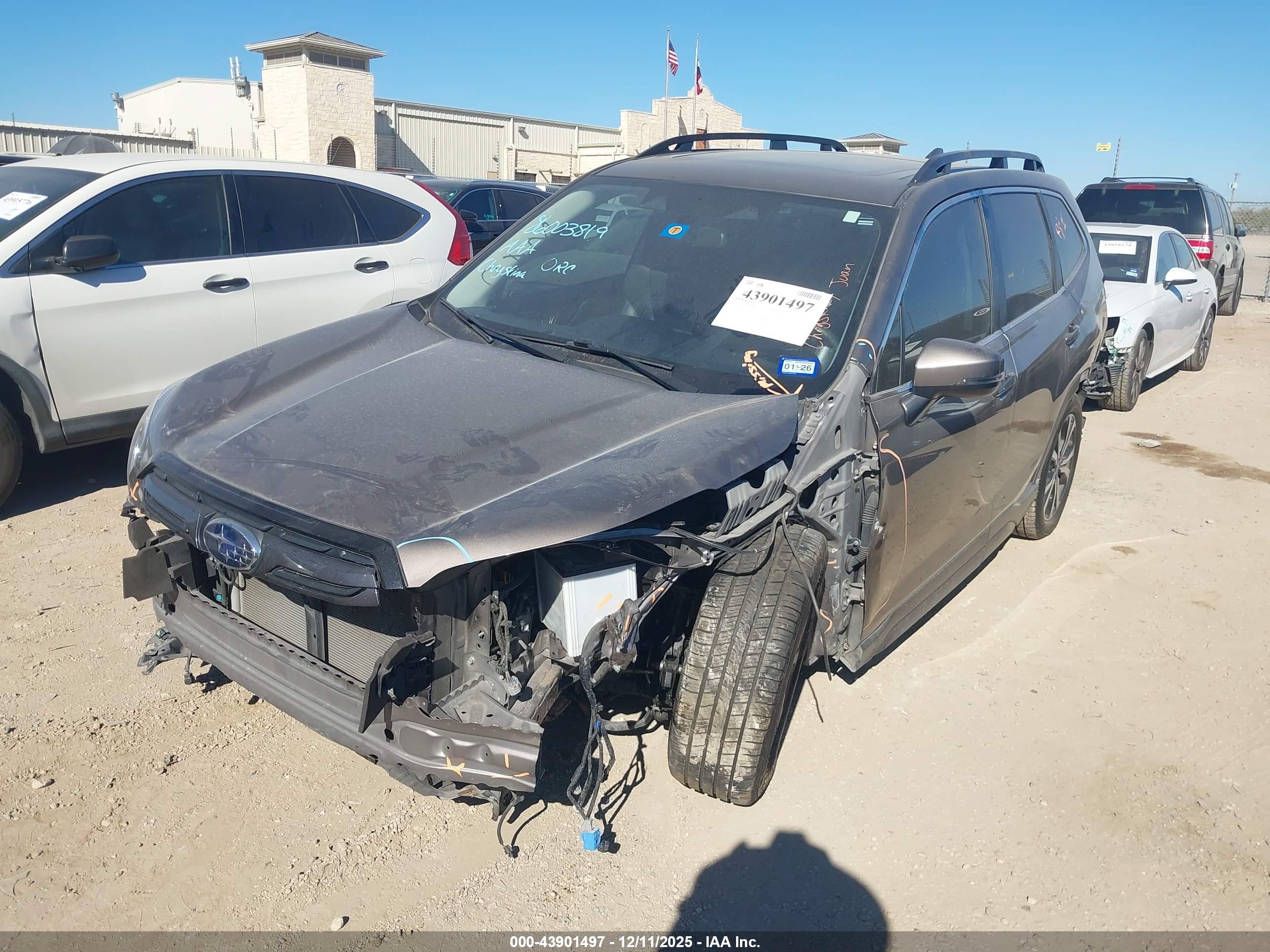 SUBARU FORESTER image 2