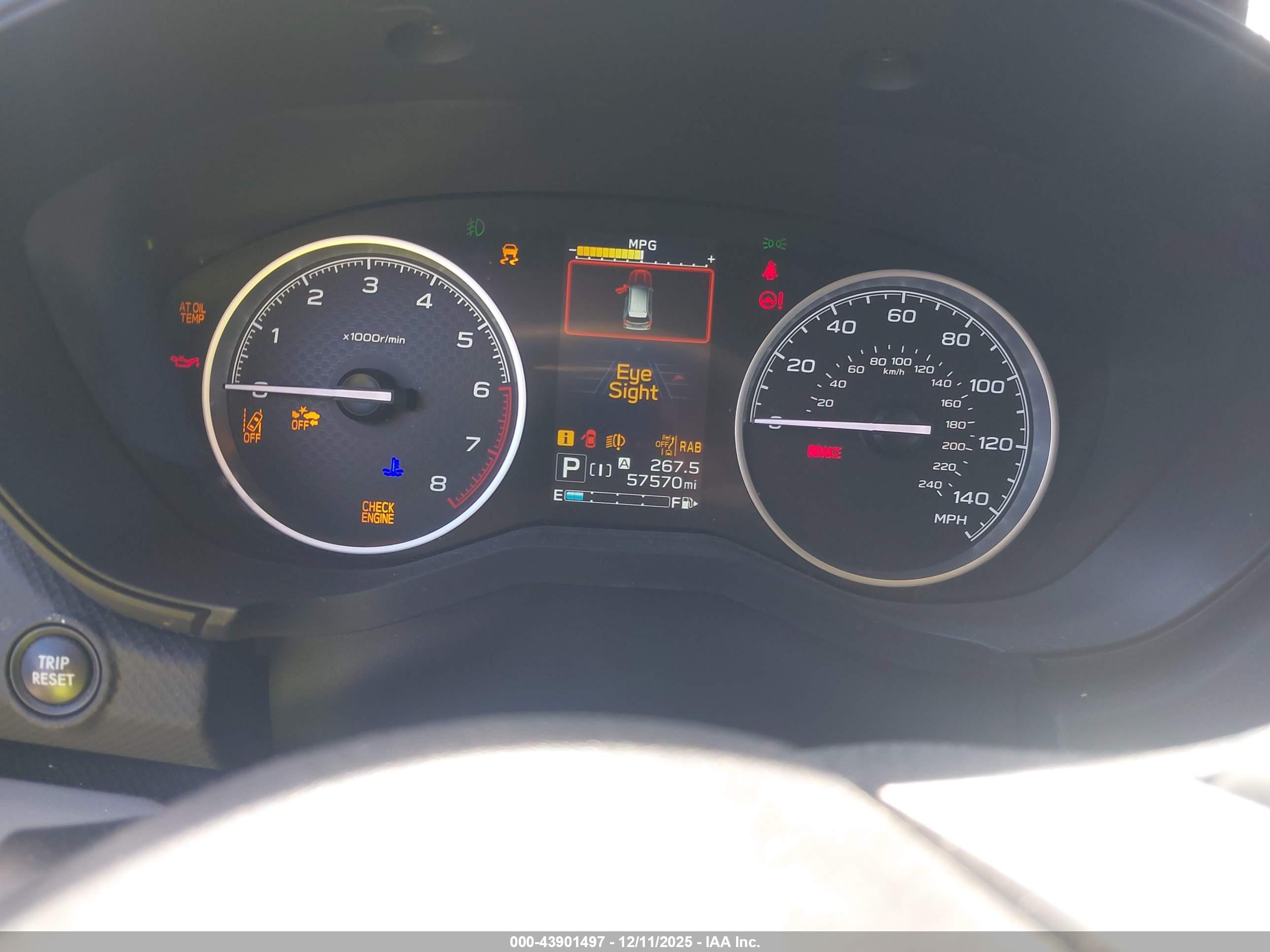 SUBARU FORESTER image 7