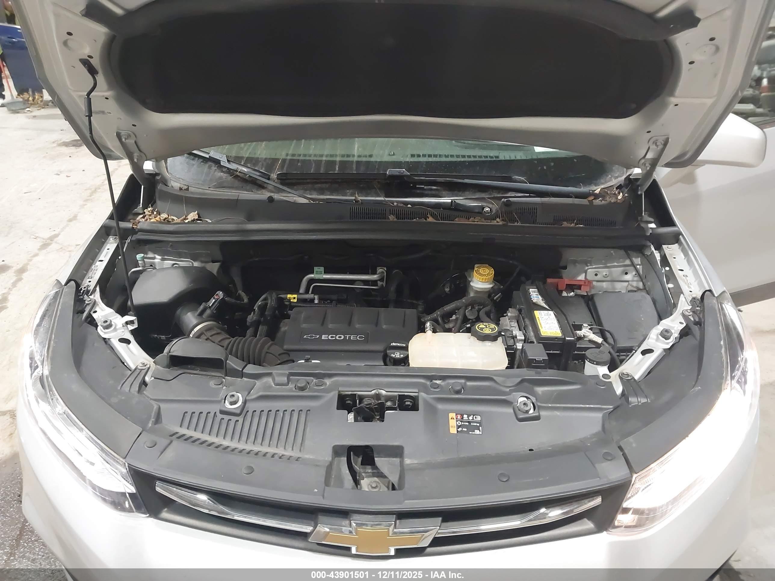 CHEVROLET TRAX image 10