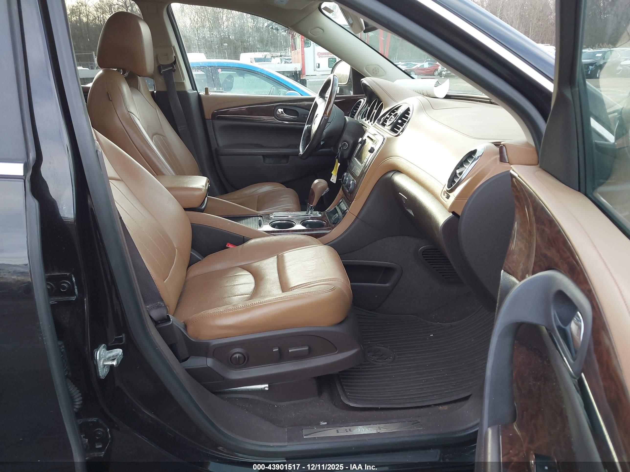 BUICK ENCLAVE image 5