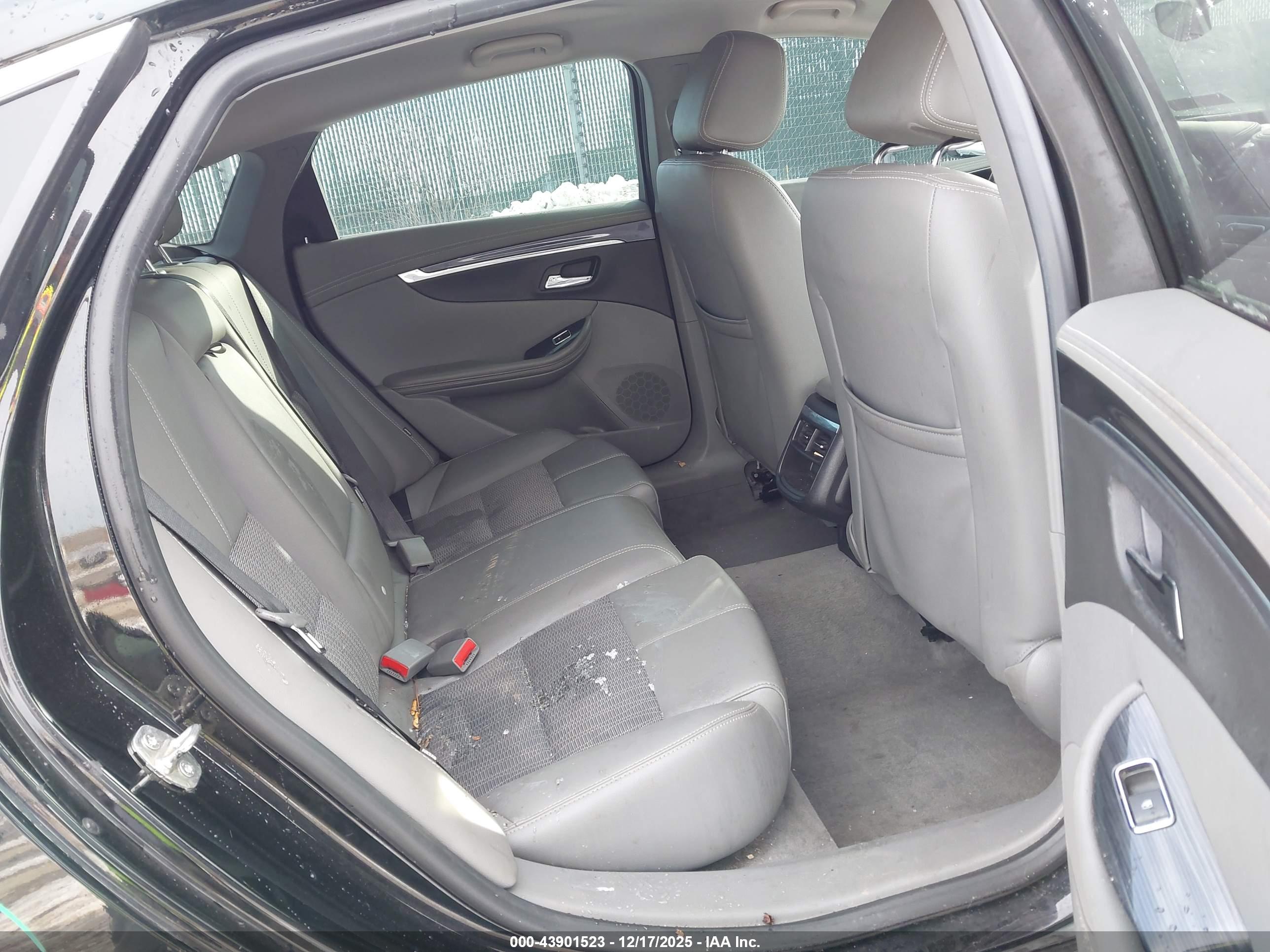 CHEVROLET IMPALA image 8