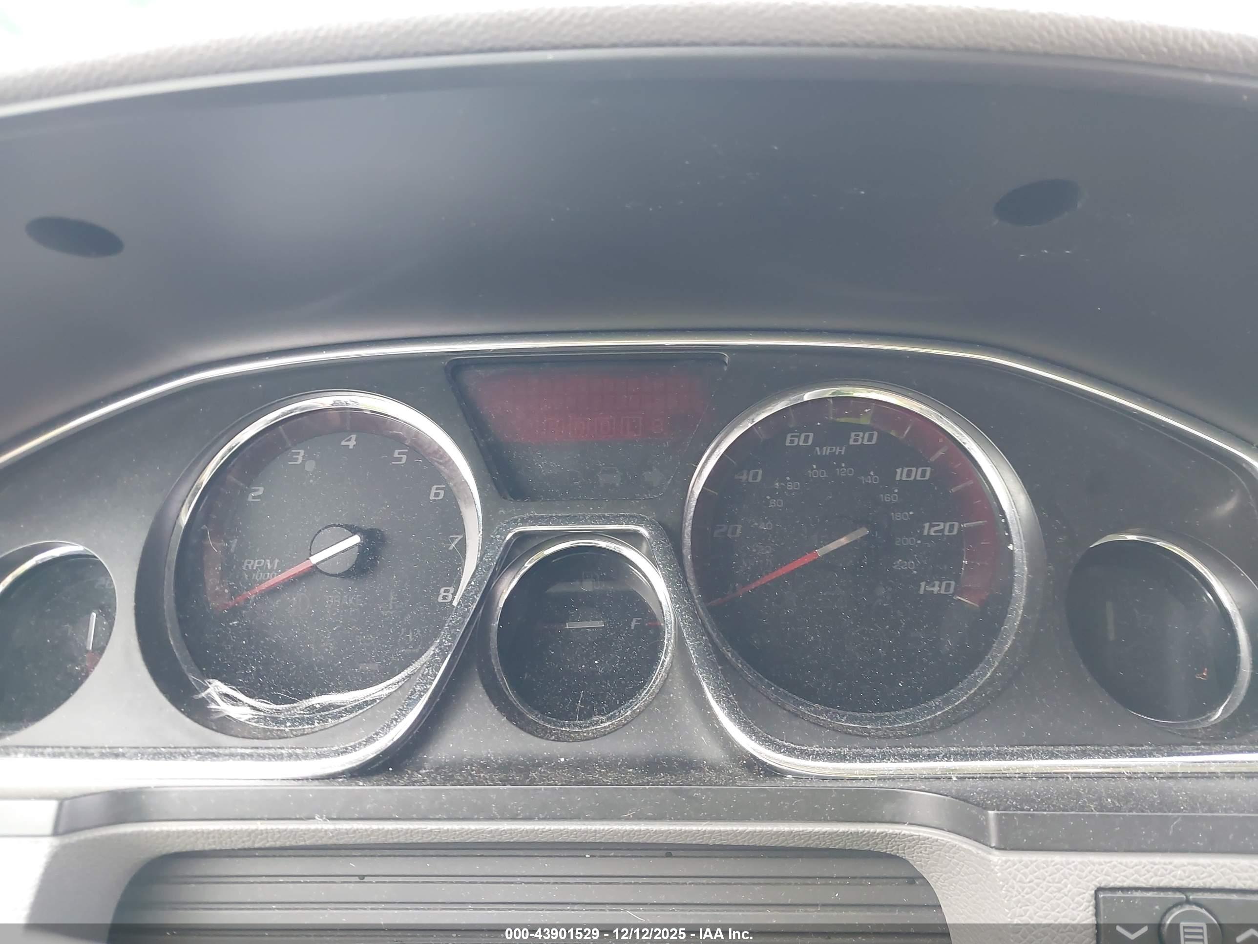 GMC ACADIA image 7