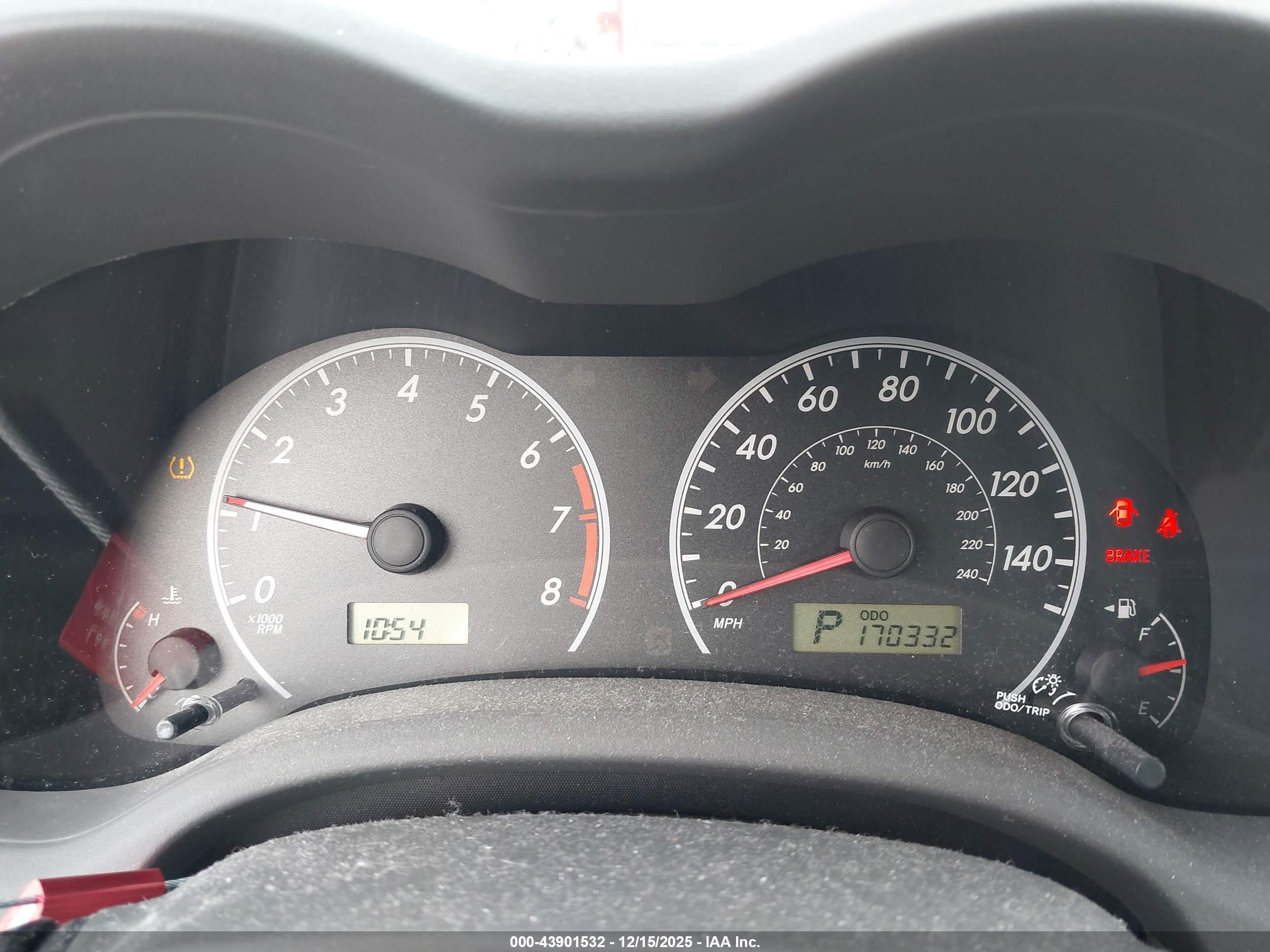 TOYOTA COROLLA image 7