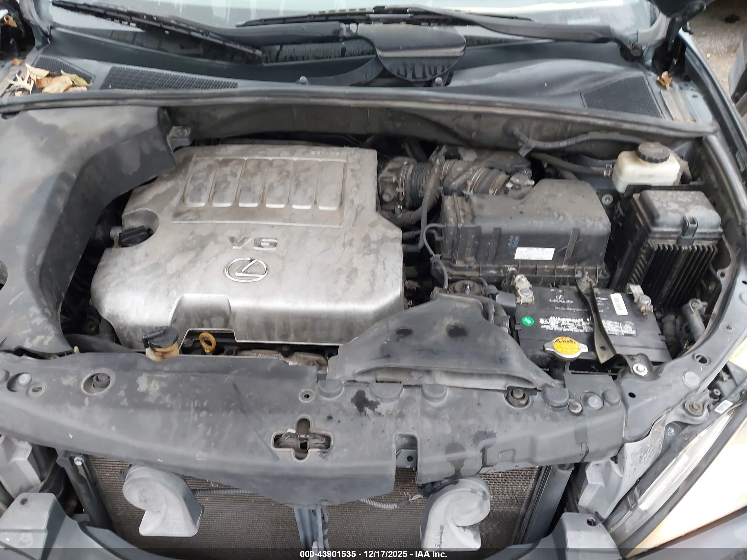LEXUS RX image 10