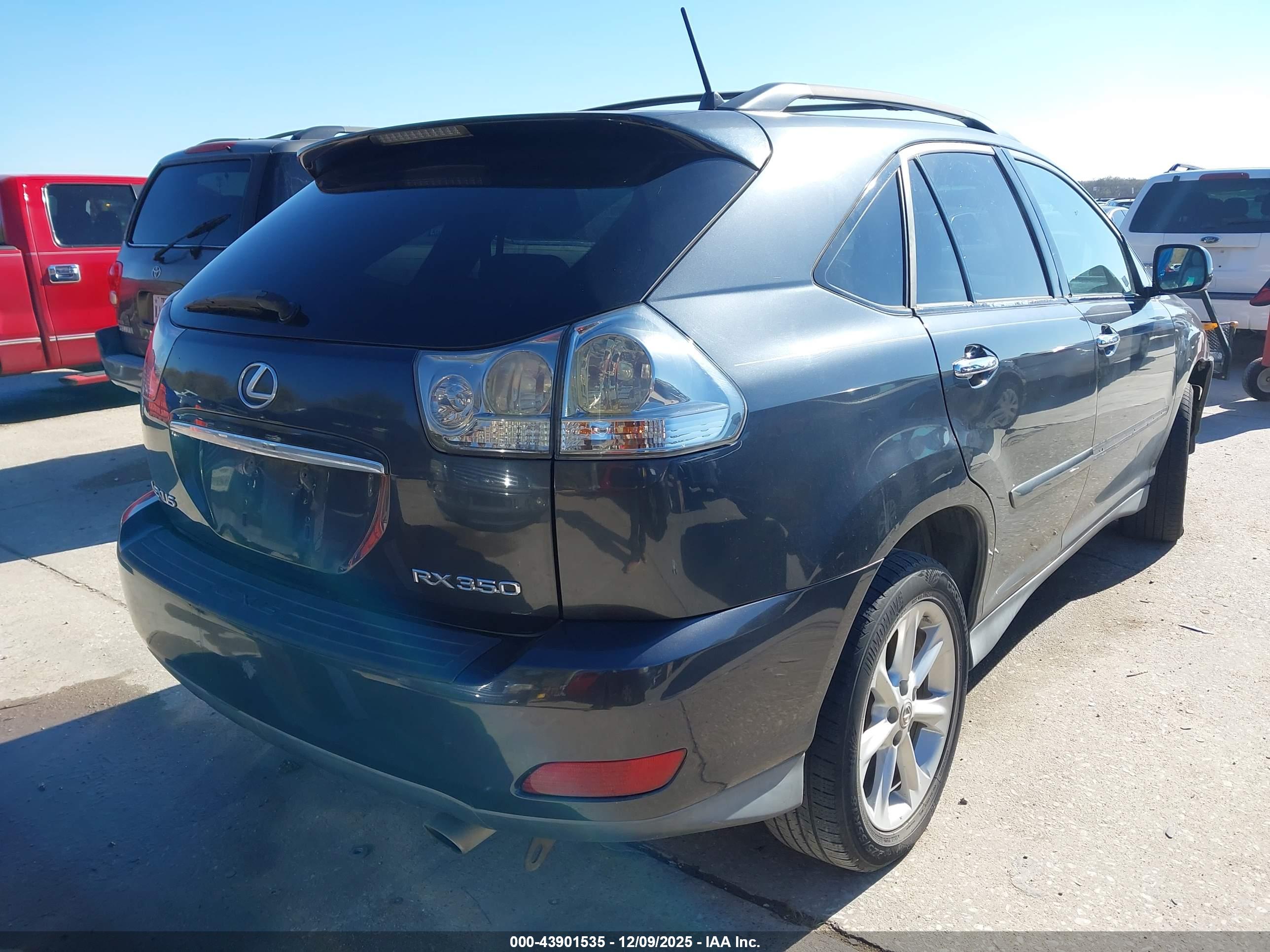 LEXUS RX image 4