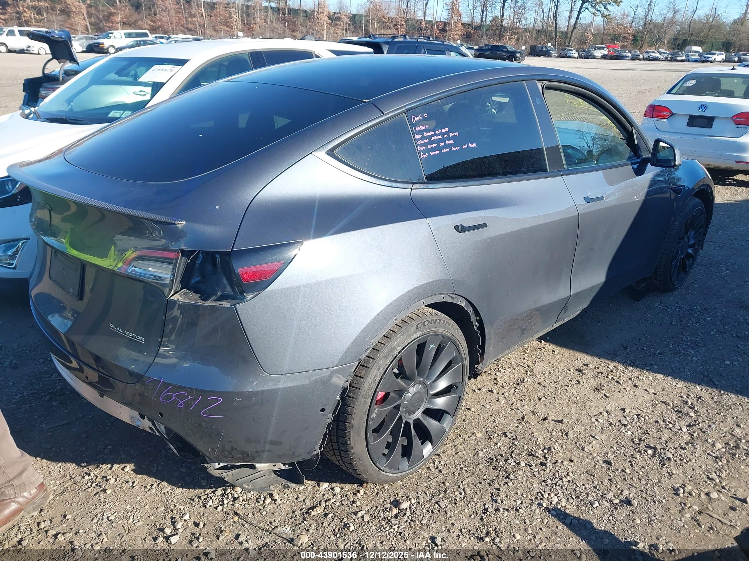 TESLA MODEL image 4