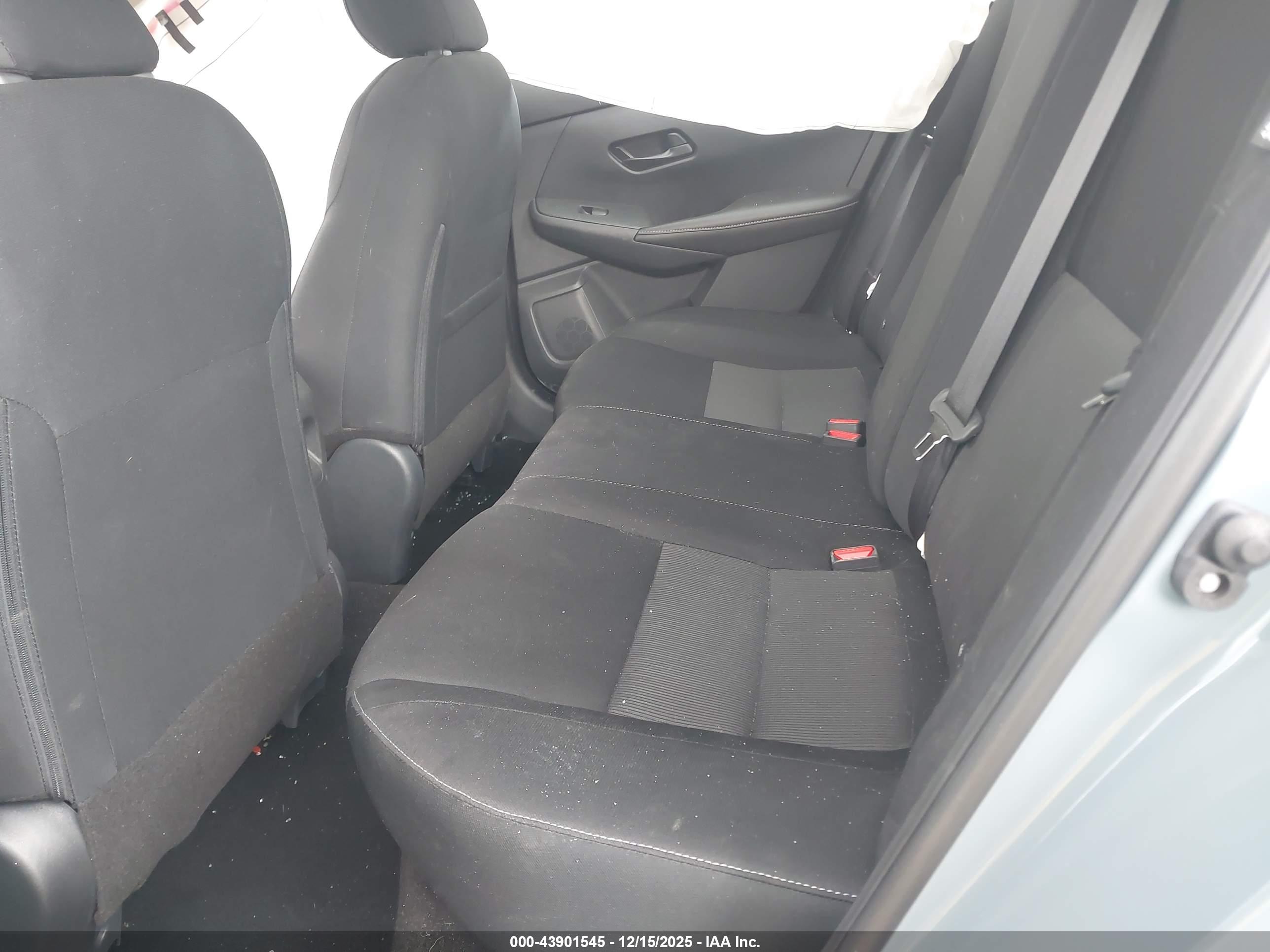 NISSAN SENTRA image 8