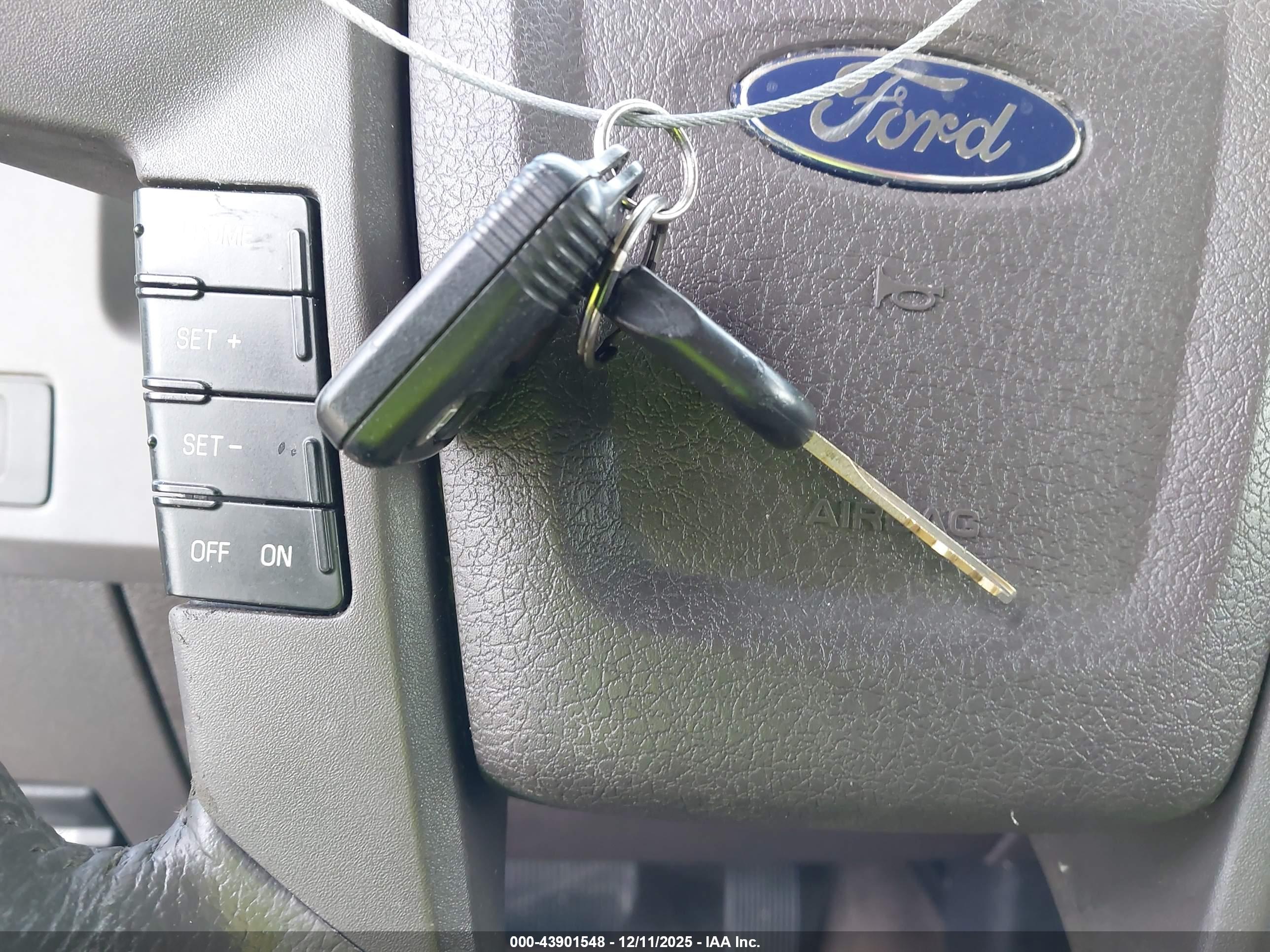 FORD F-150 image 11