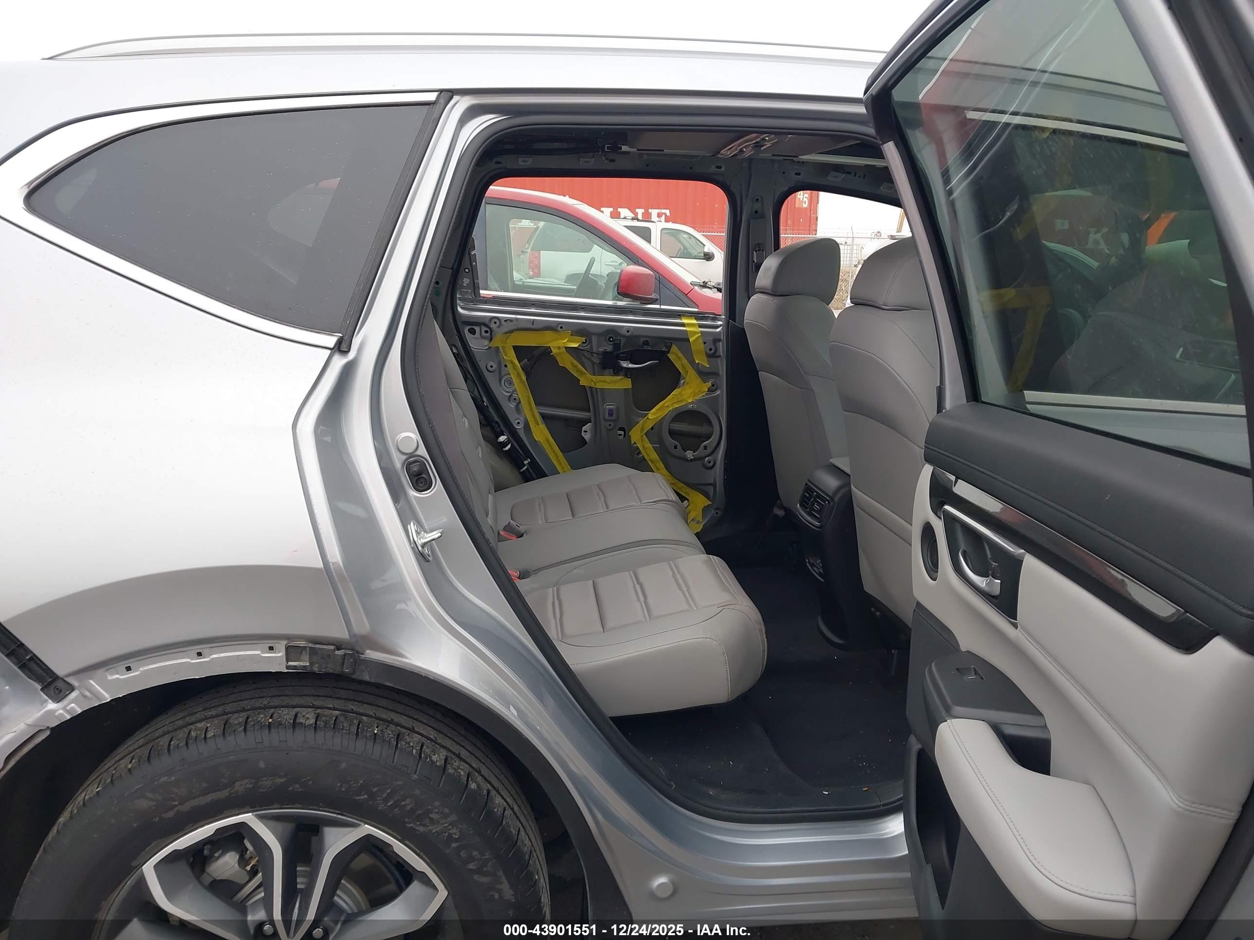 HONDA CR-V image 8