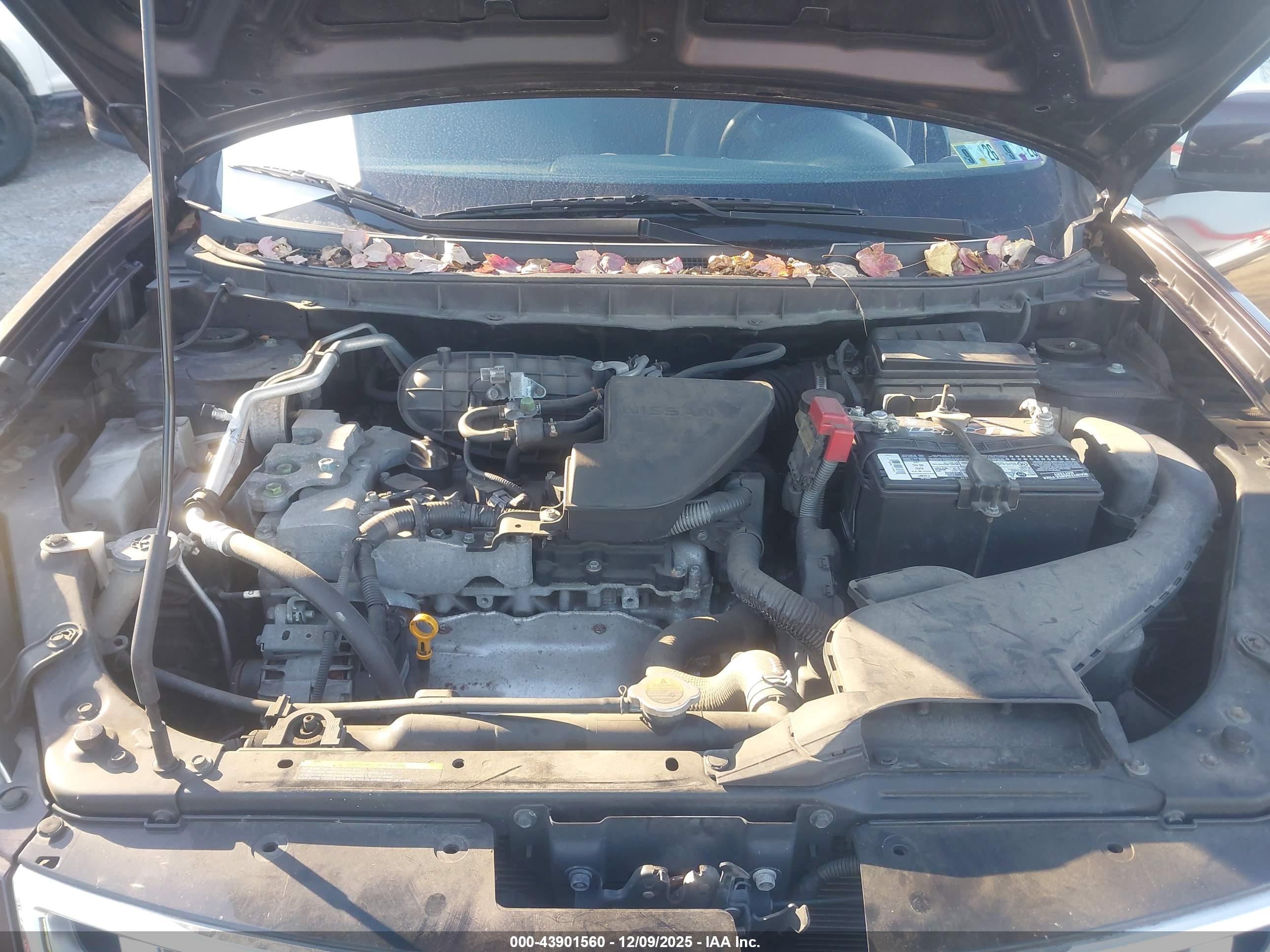 NISSAN ROGUE image 10