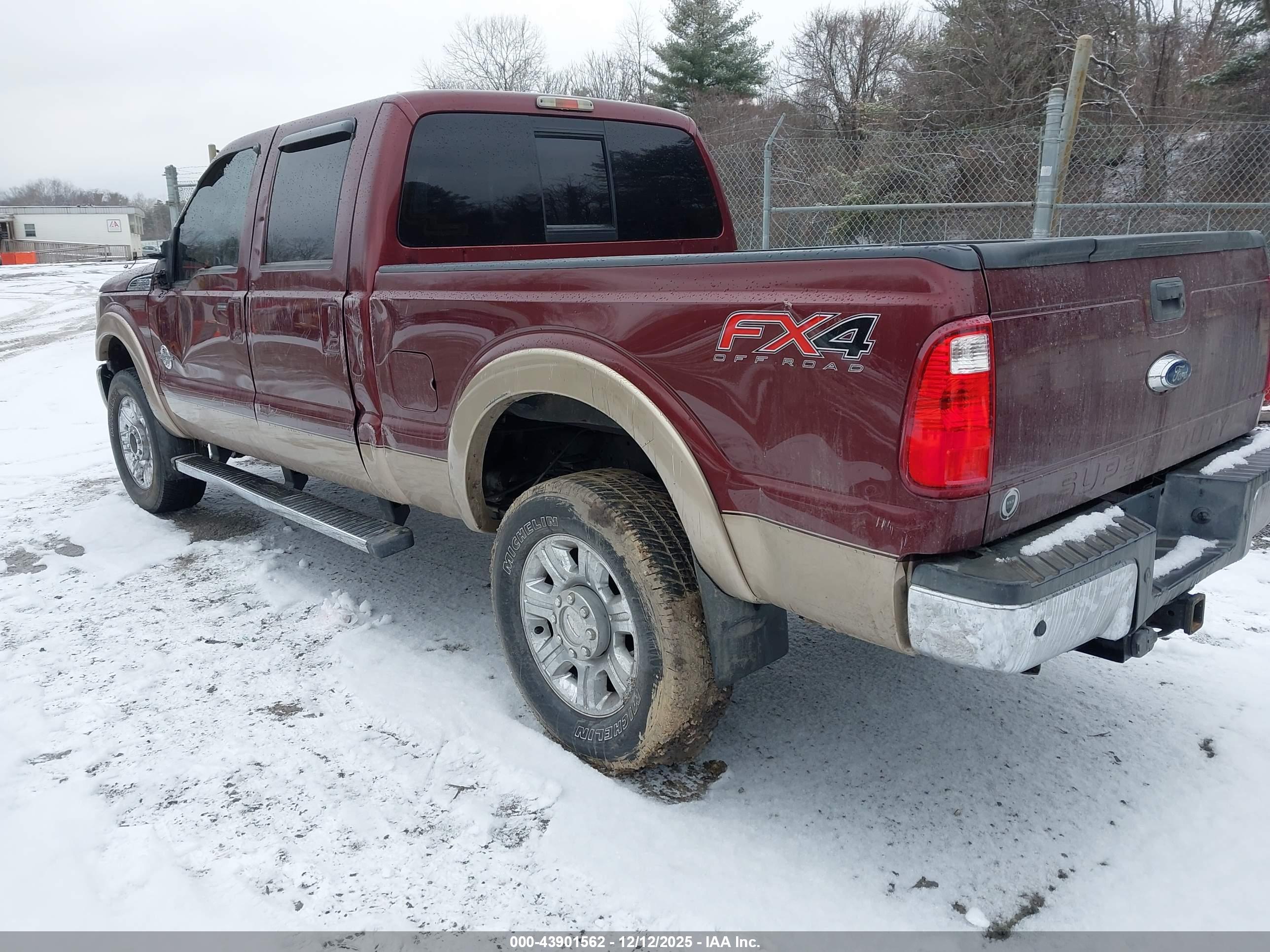 FORD F-350 image 3