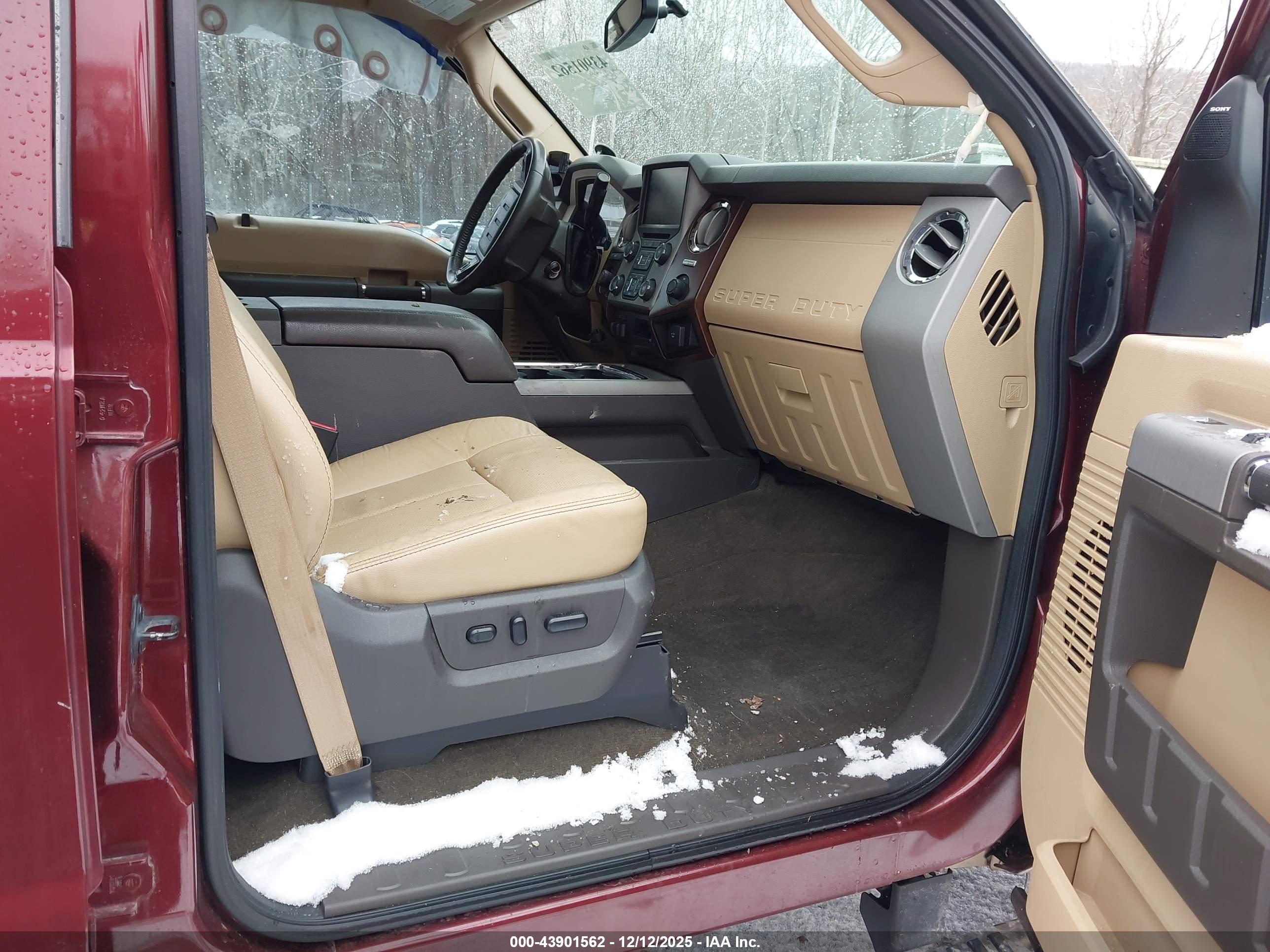 FORD F-350 image 8