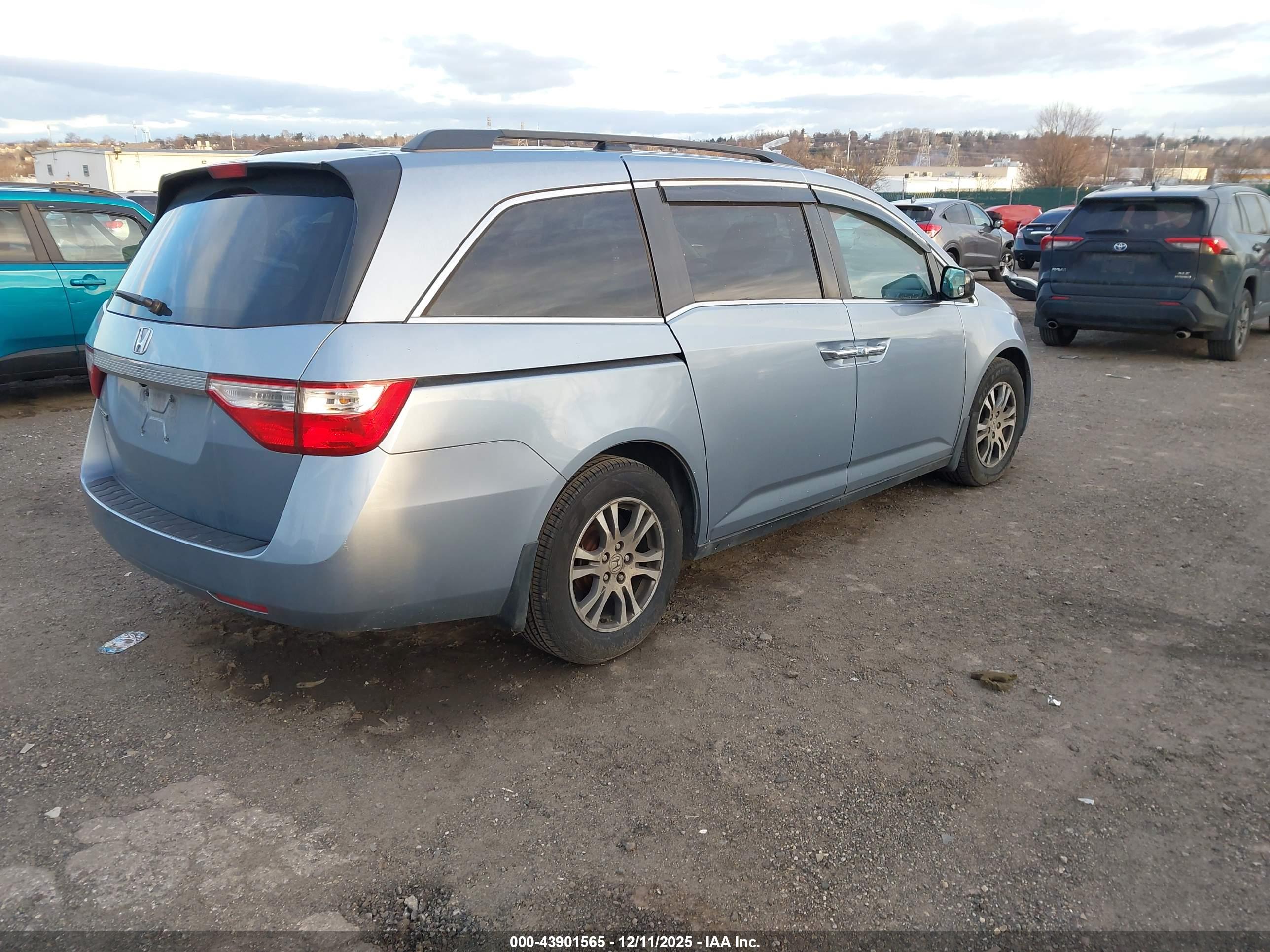 HONDA ODYSSEY image 4