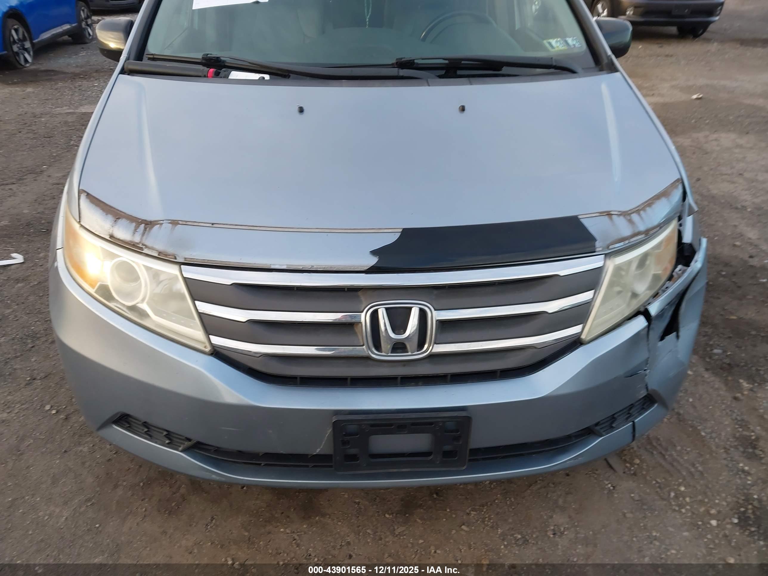 HONDA ODYSSEY image 6