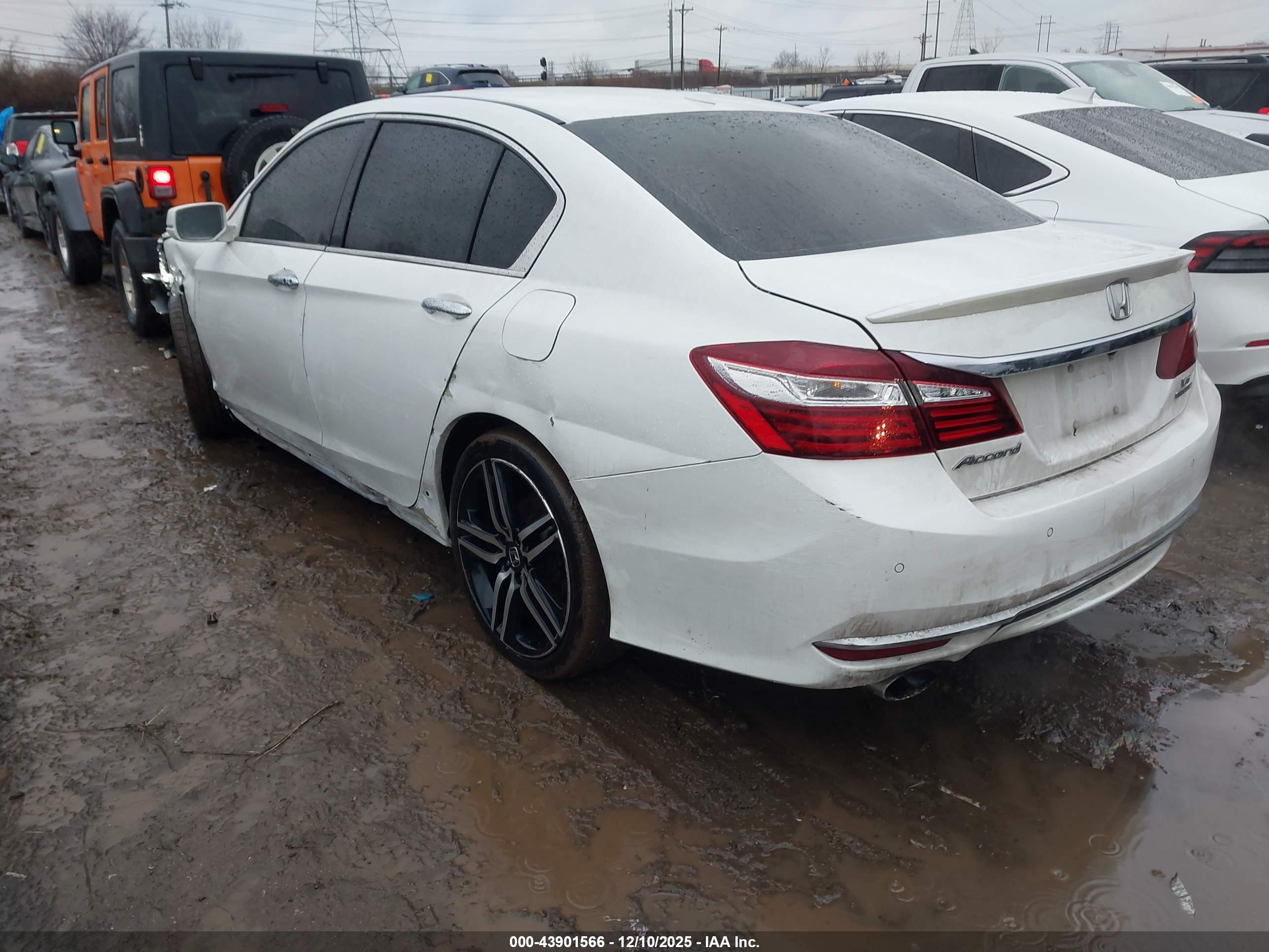 HONDA ACCORD image 3