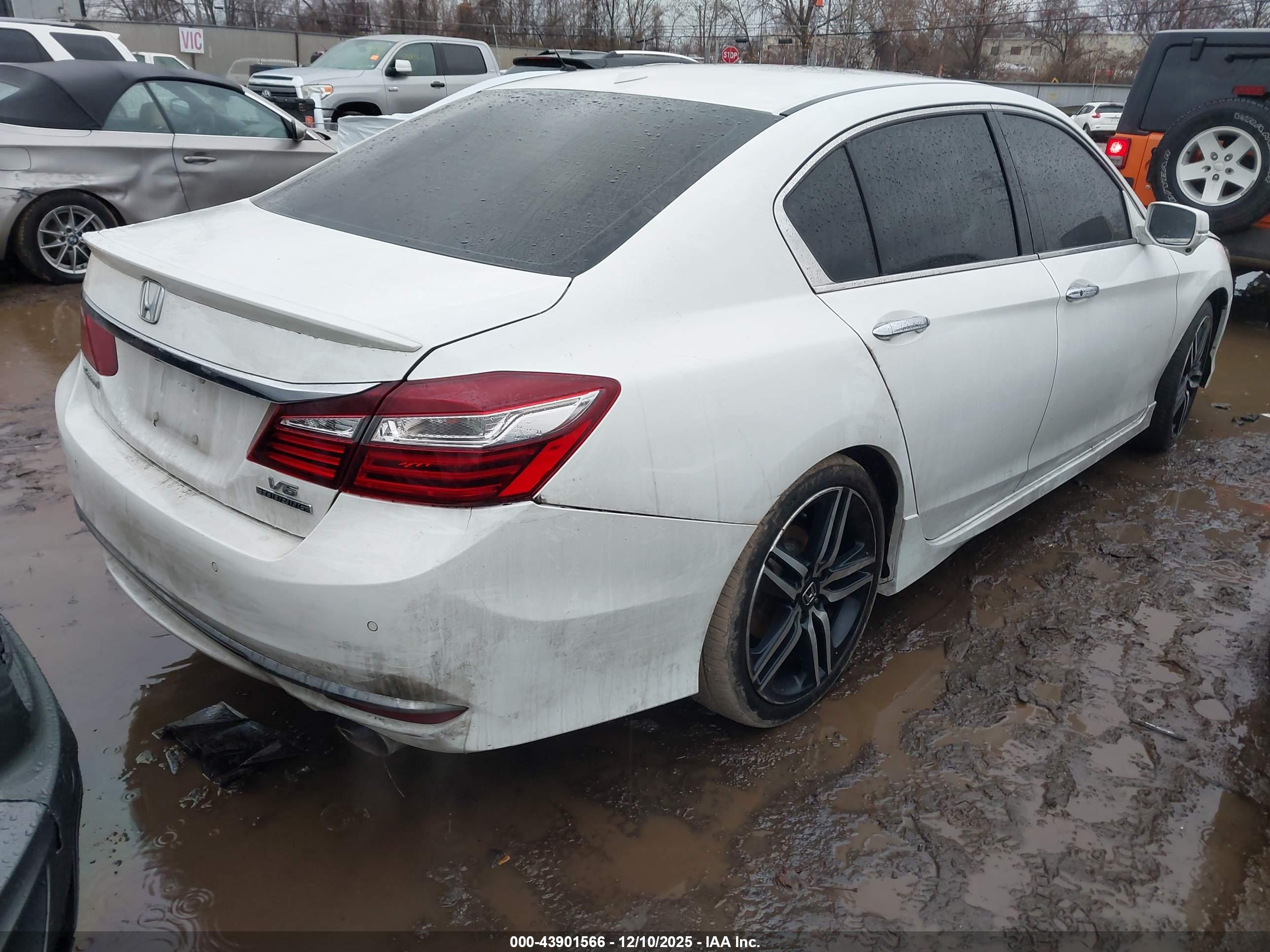 HONDA ACCORD image 4