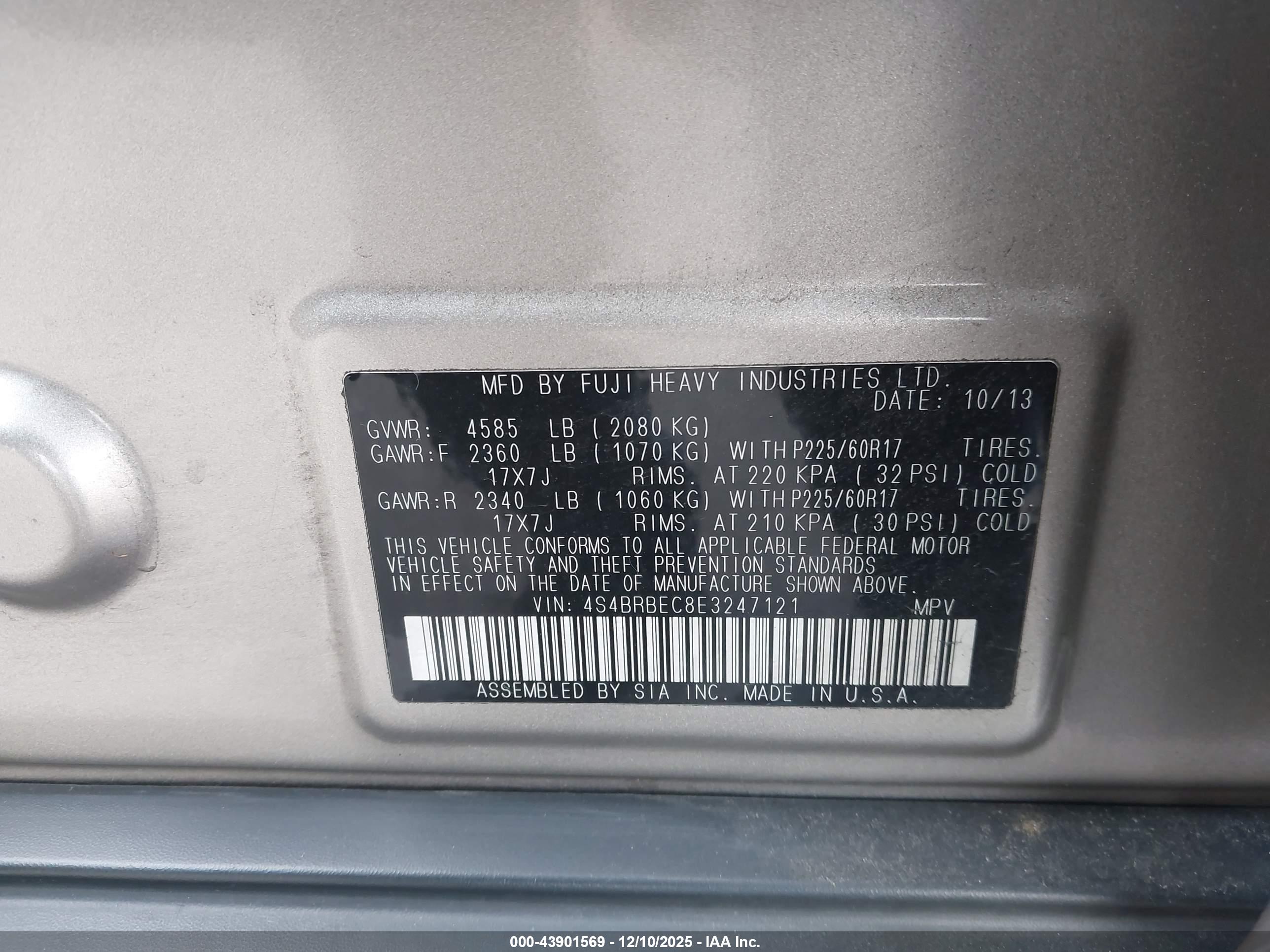 SUBARU OUTBACK image 9