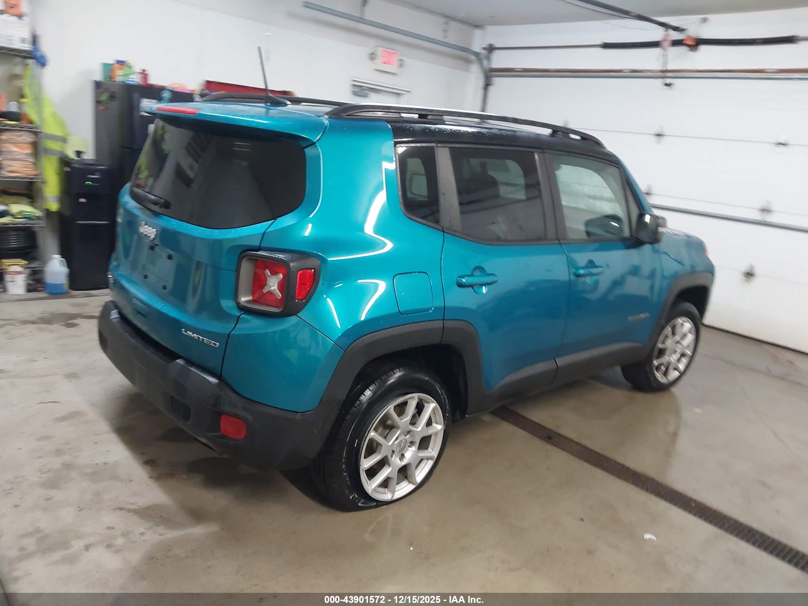 JEEP RENEGADE image 4