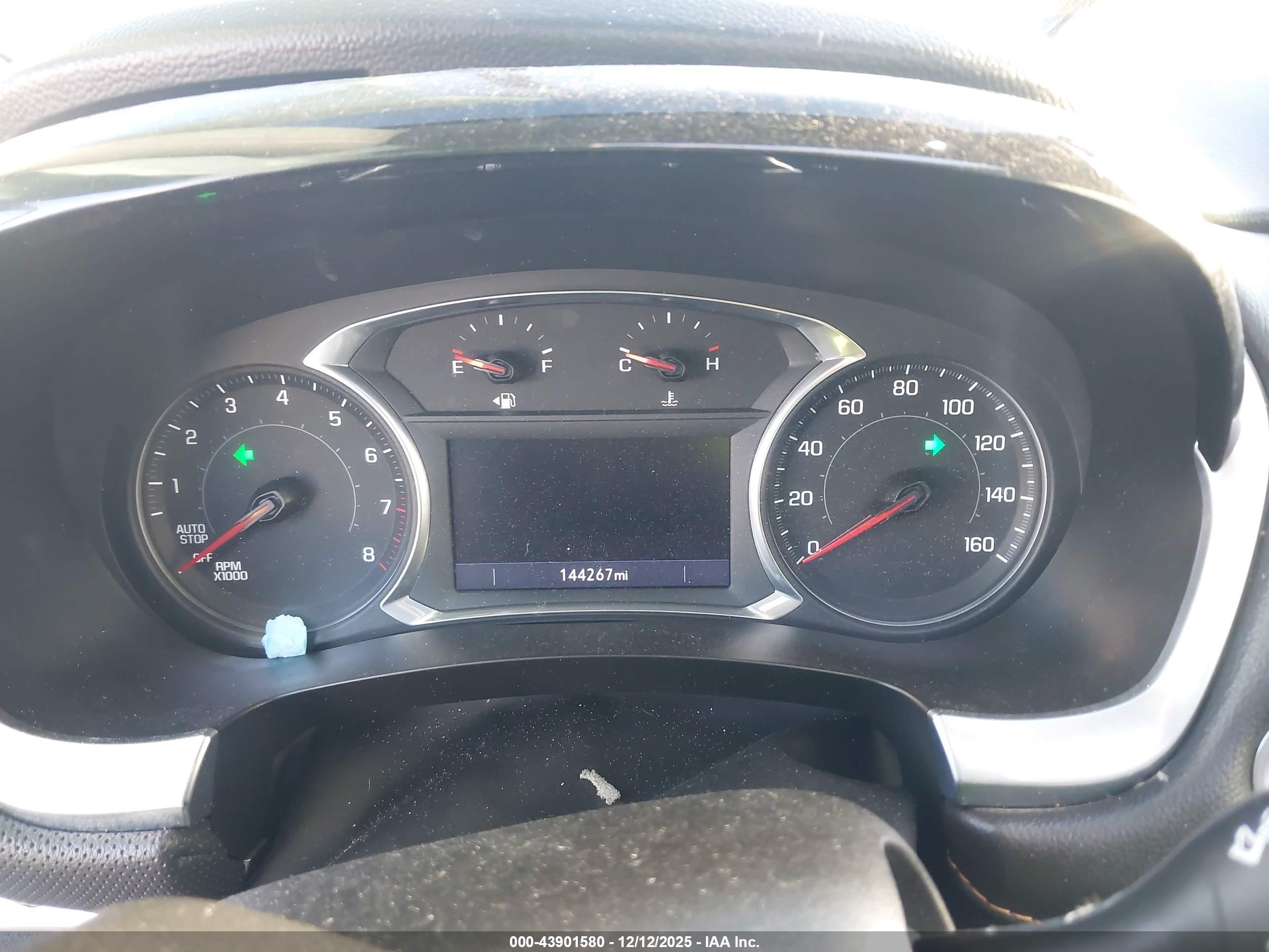 CHEVROLET TRAVERSE image 7
