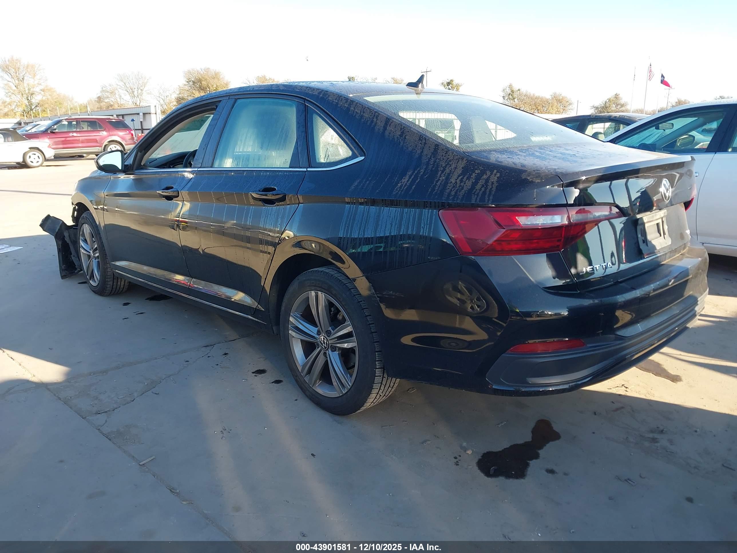 VOLKSWAGEN JETTA image 3