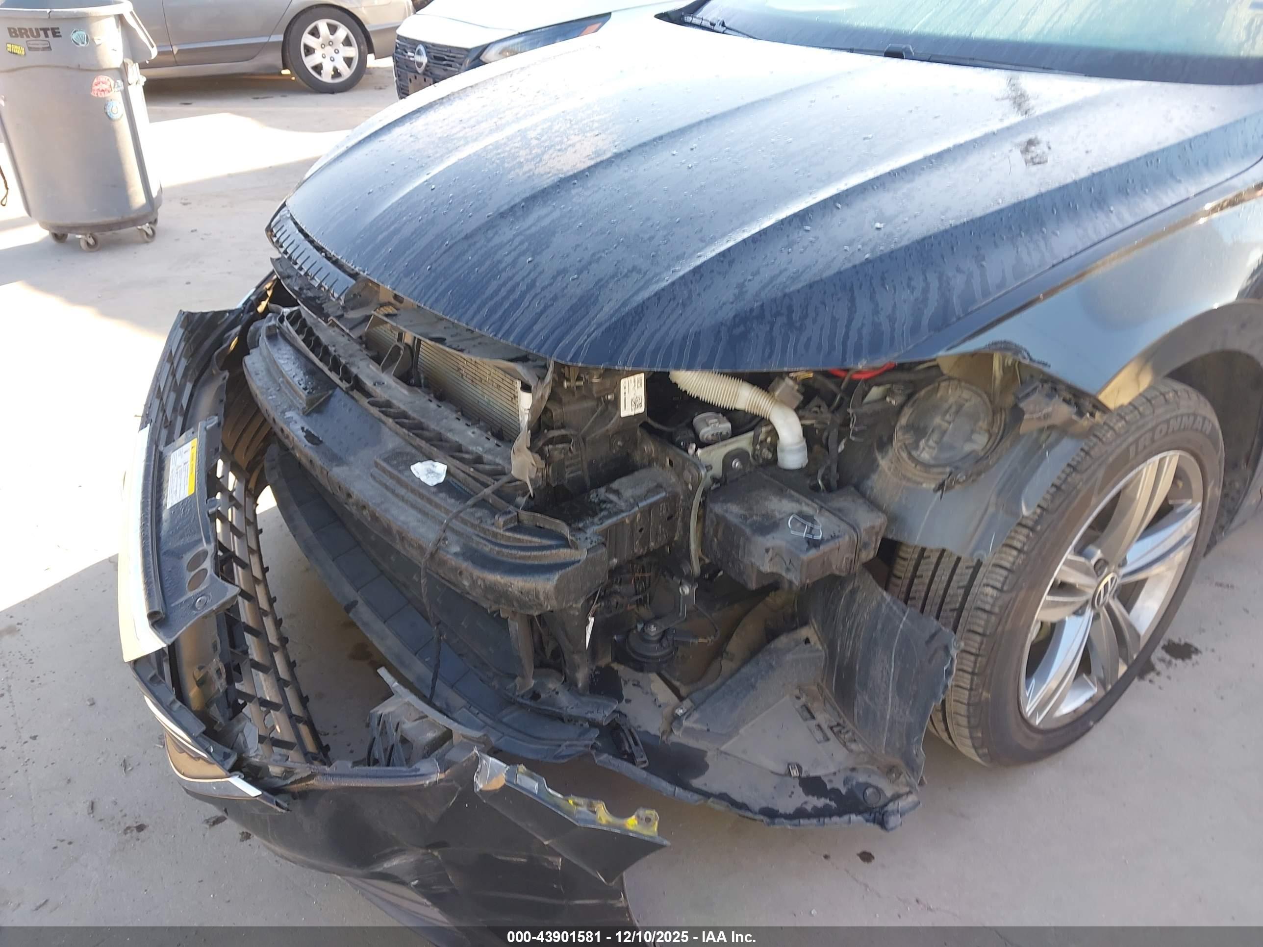 VOLKSWAGEN JETTA image 6