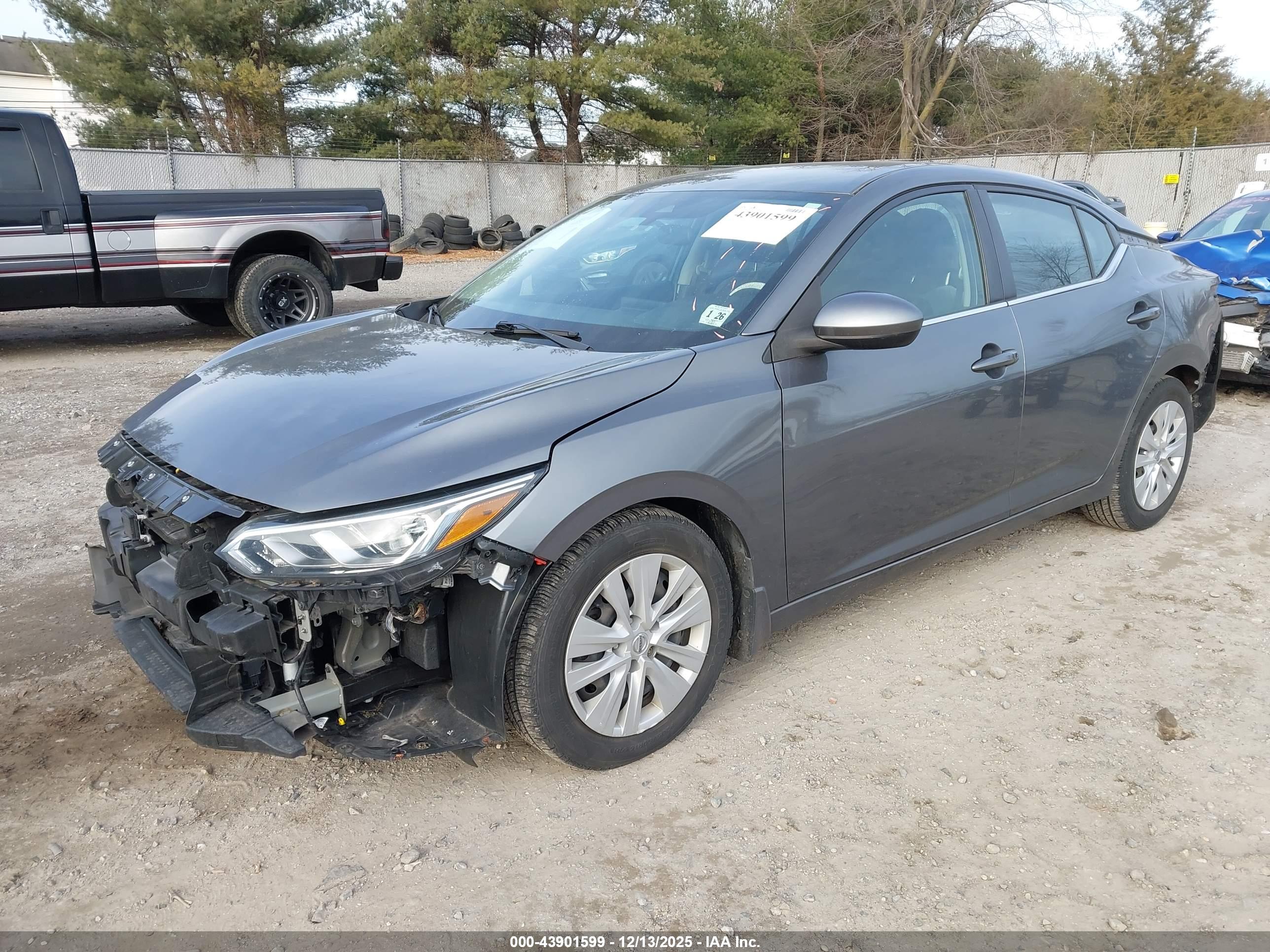 NISSAN SENTRA image 2