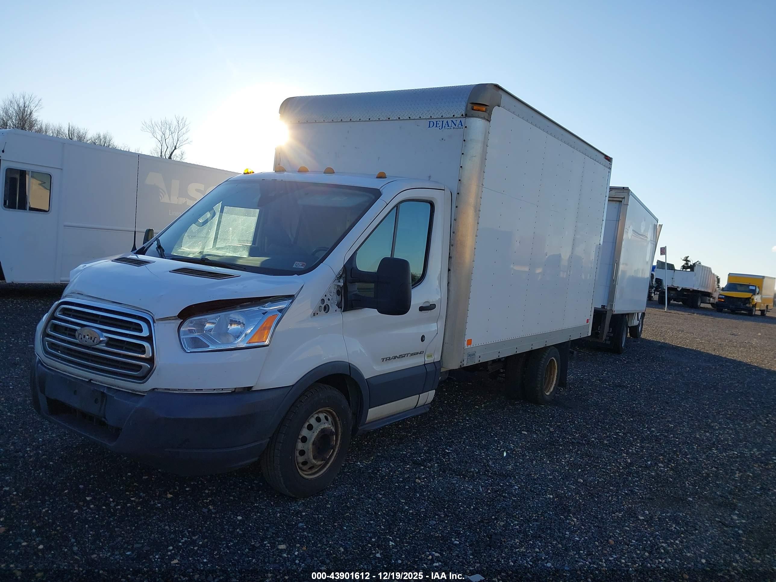 FORD TRANSIT-350 image 2