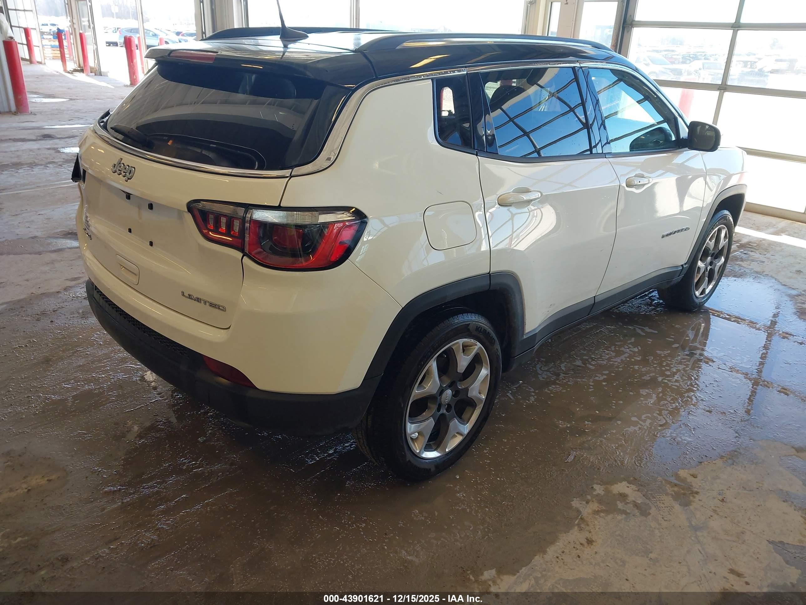 JEEP COMPASS image 4